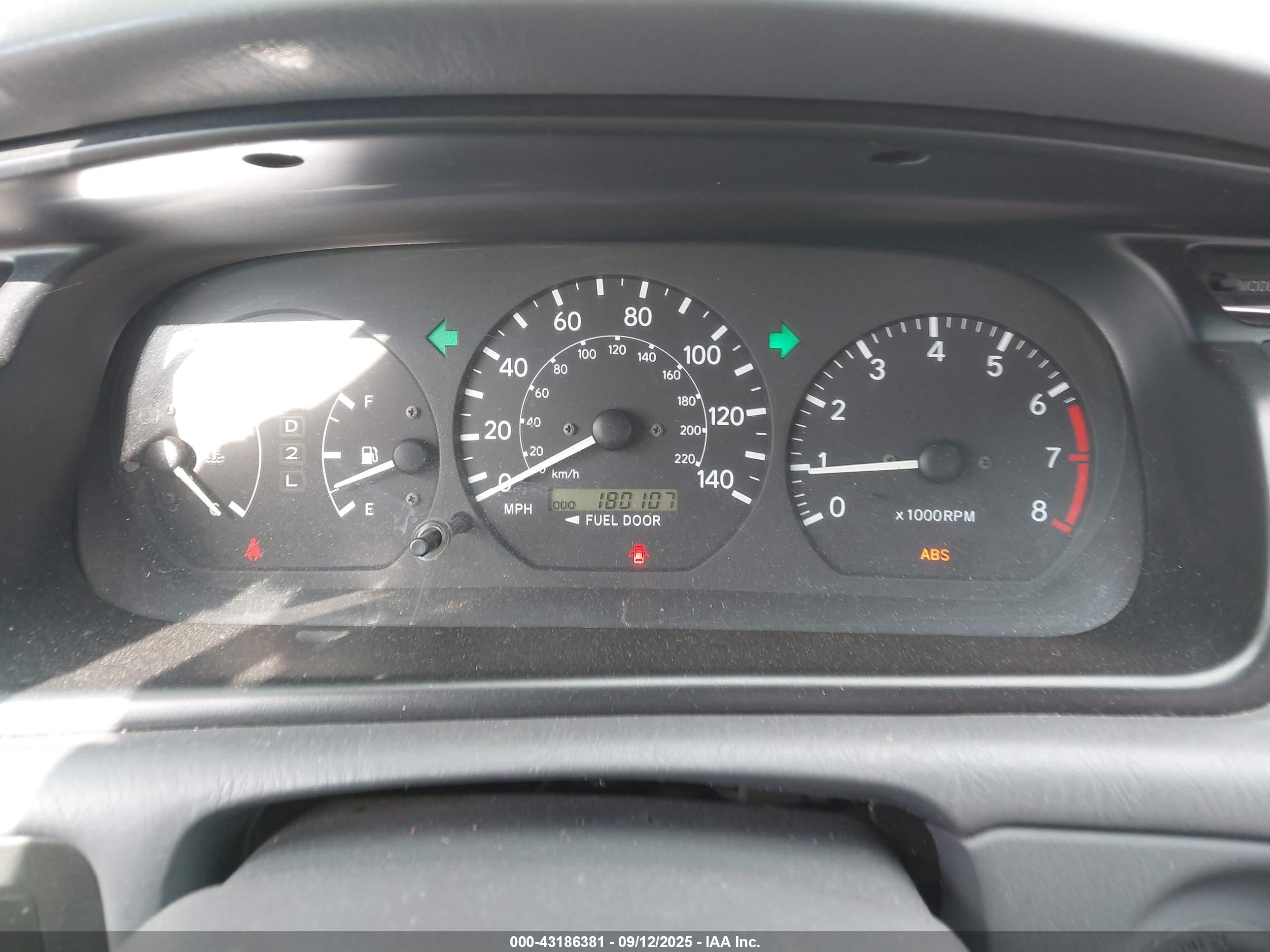 TOYOTA CAMRY image 7