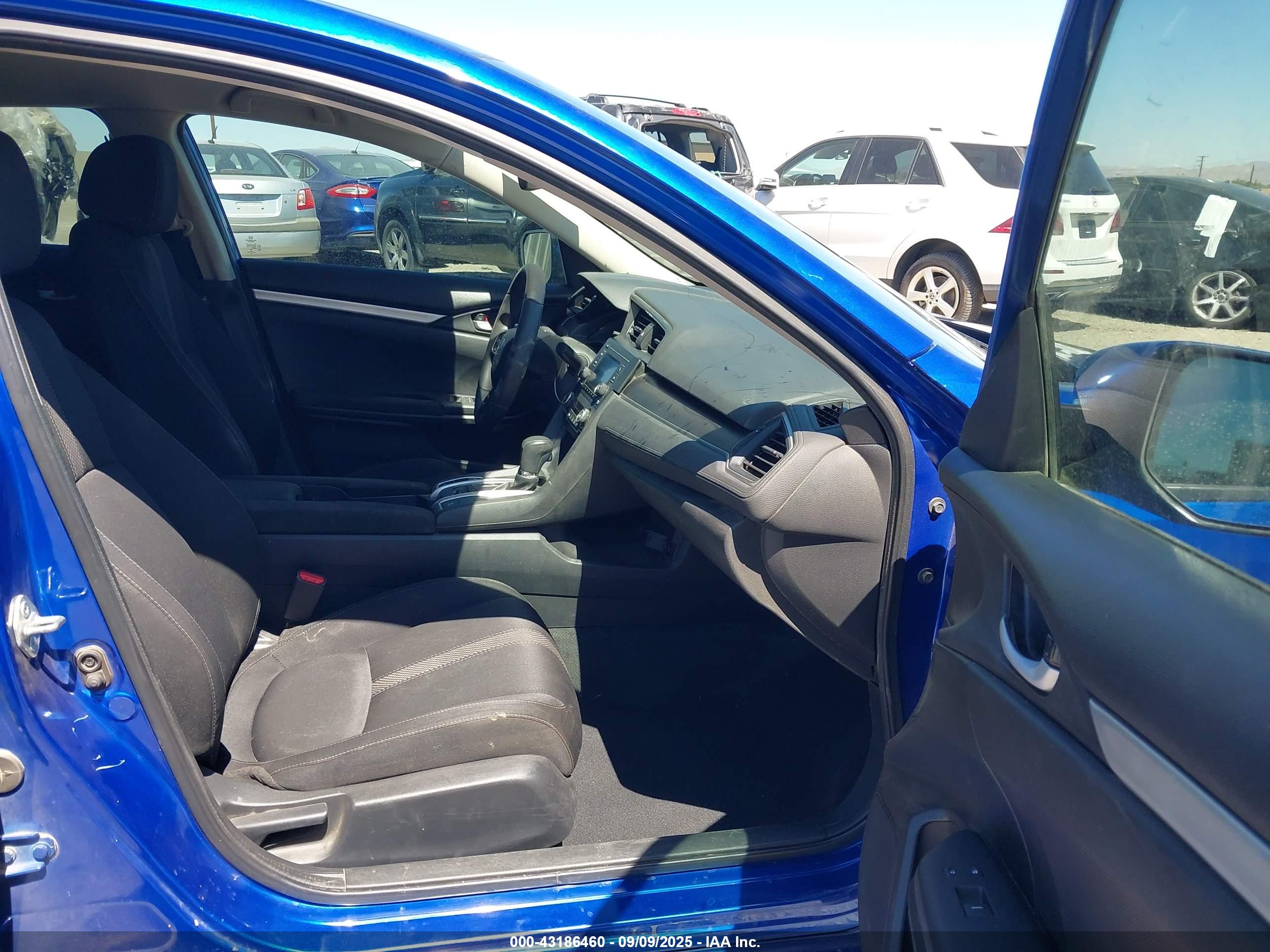 HONDA CIVIC image 5