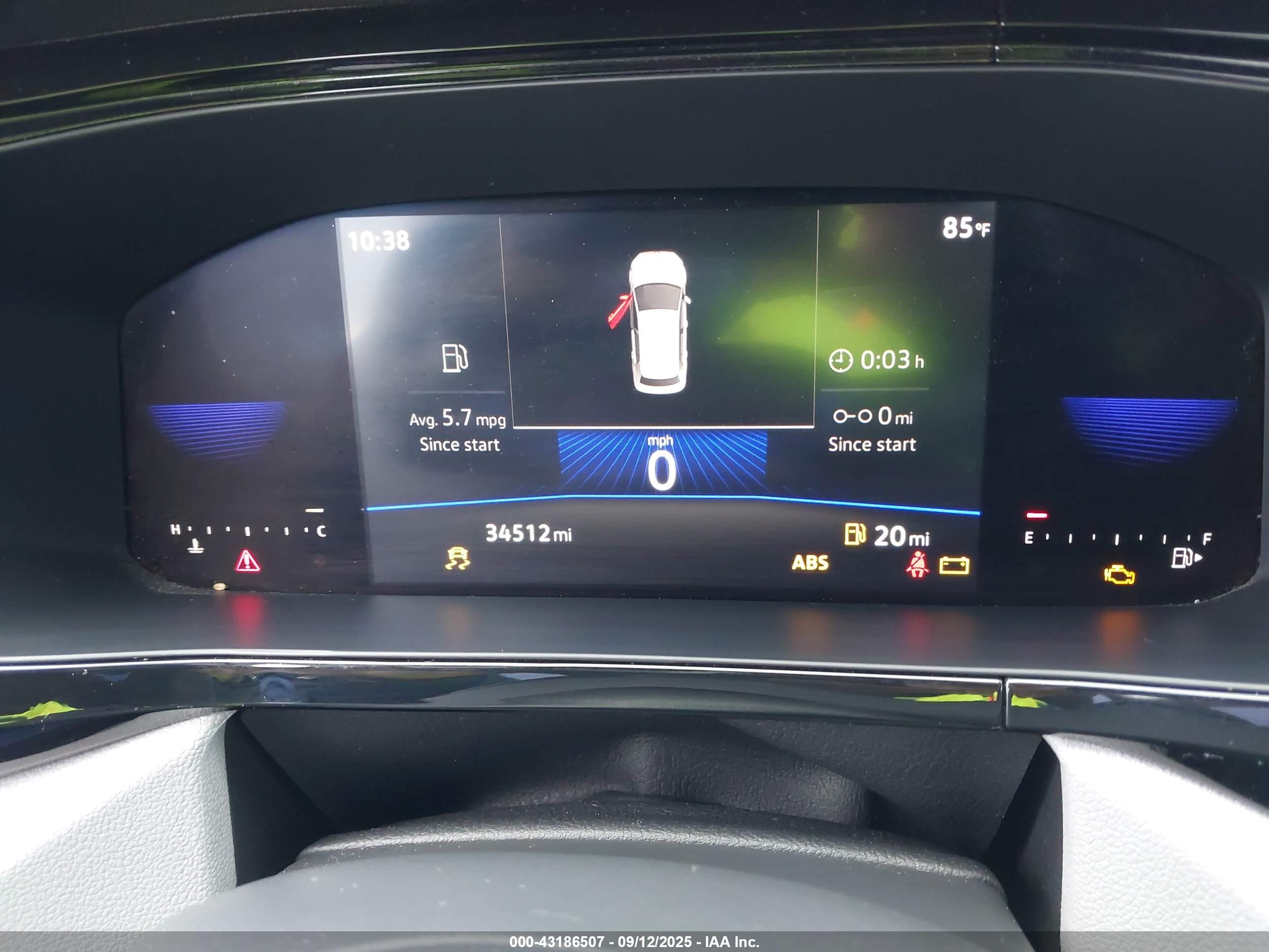 VOLKSWAGEN TAOS image 7