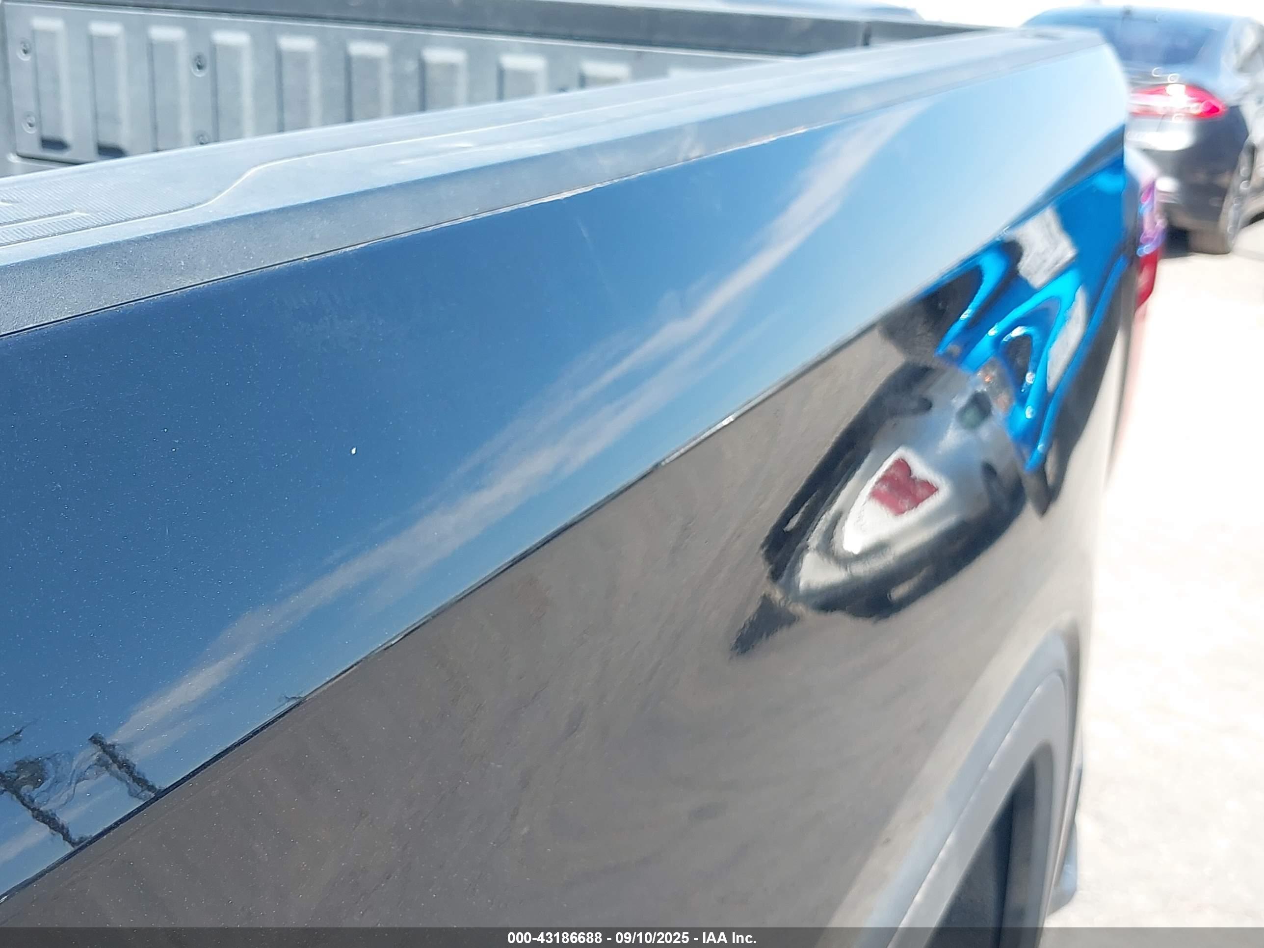 GMC SIERRA image 6