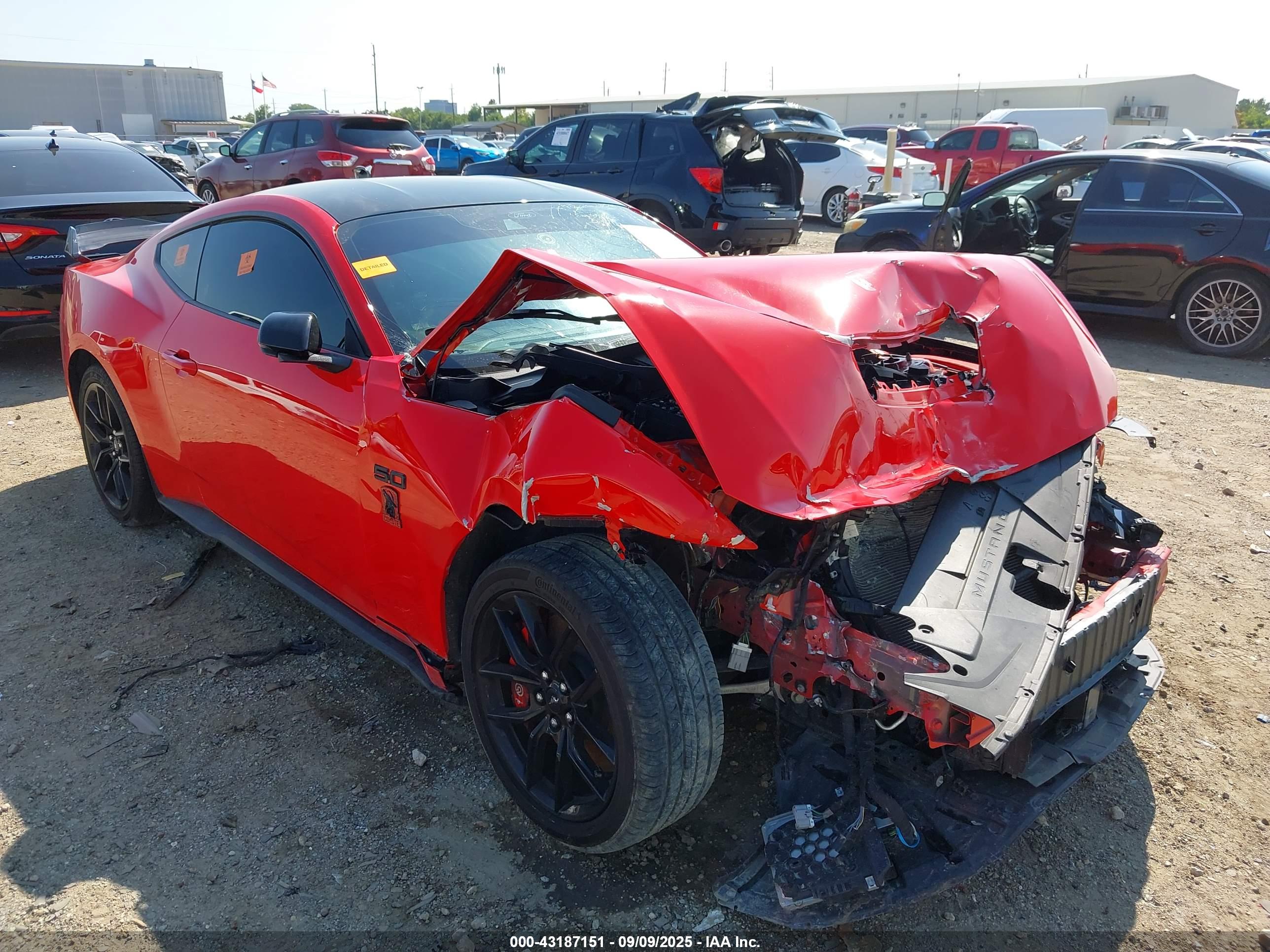 FORD MUSTANG image 6