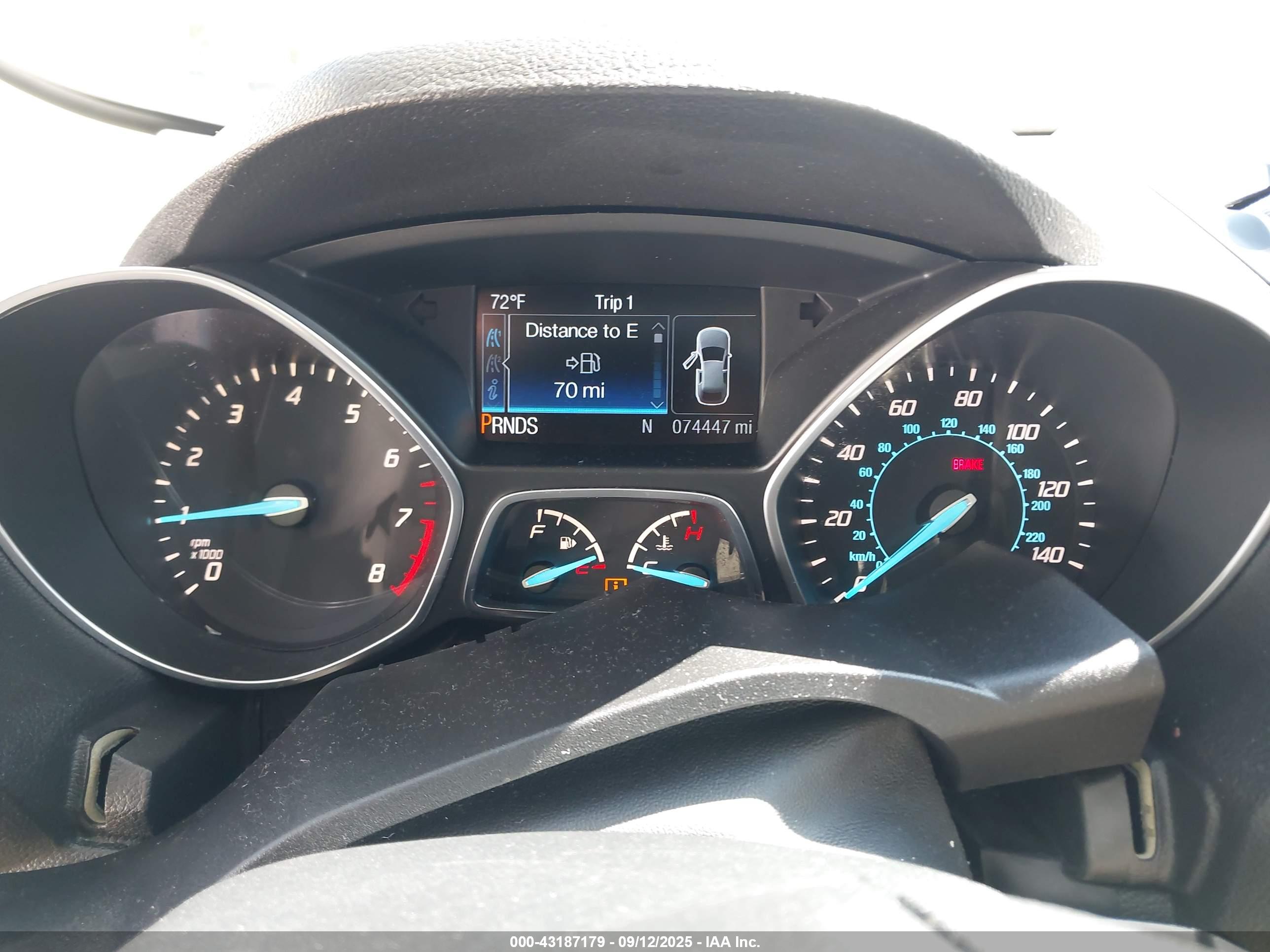 FORD ESCAPE image 7