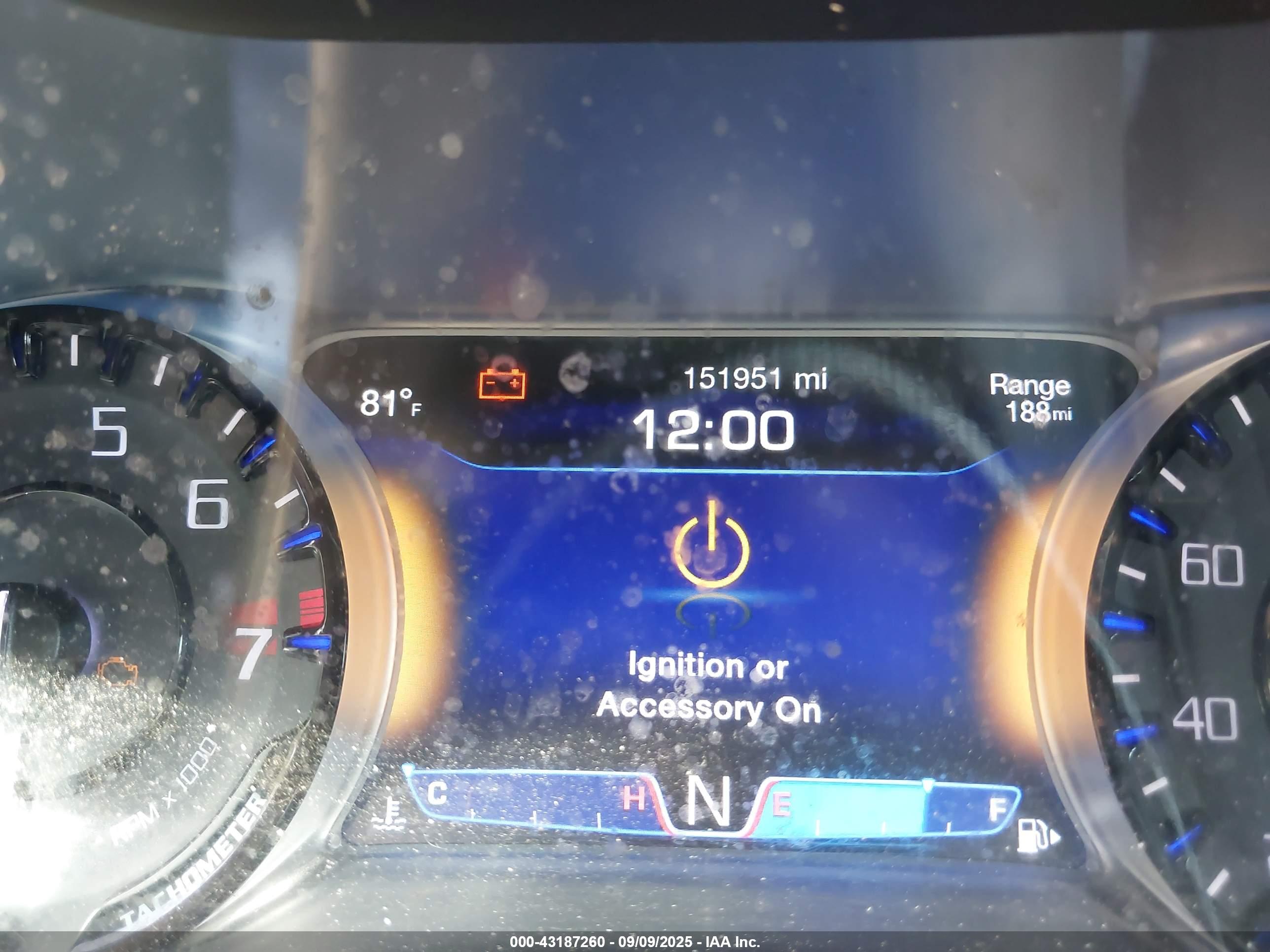 CHRYSLER 200 image 7