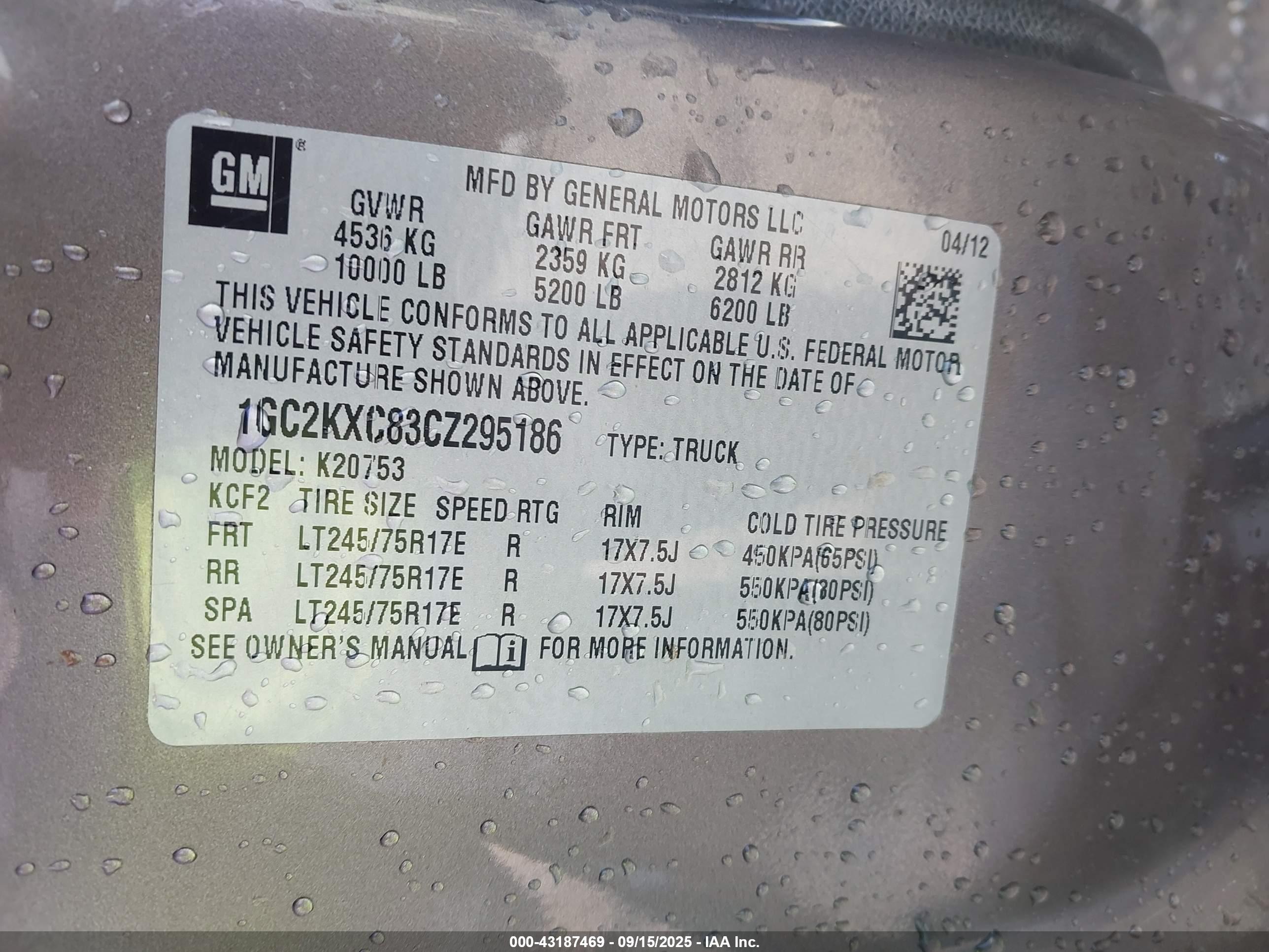 CHEVROLET SILVERADO image 9