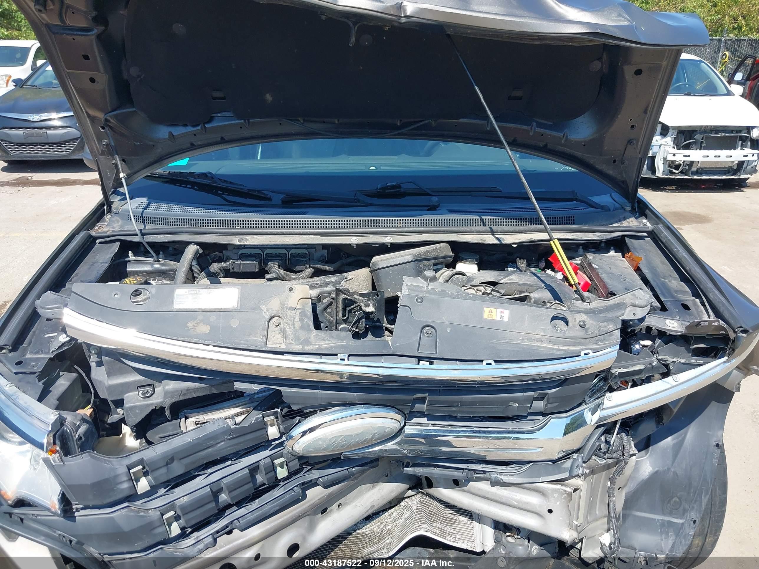 FORD EDGE image 10