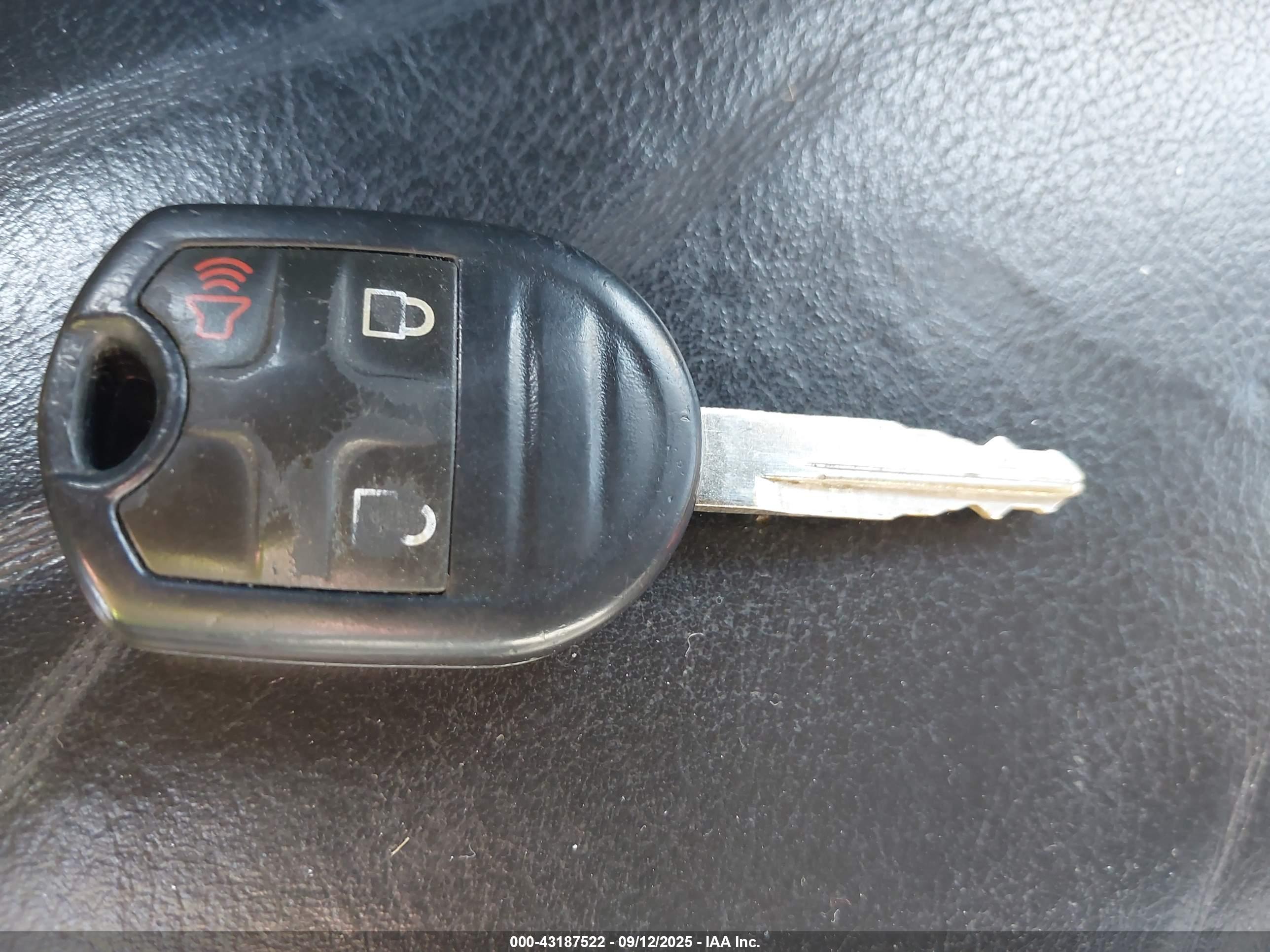 FORD EDGE image 11