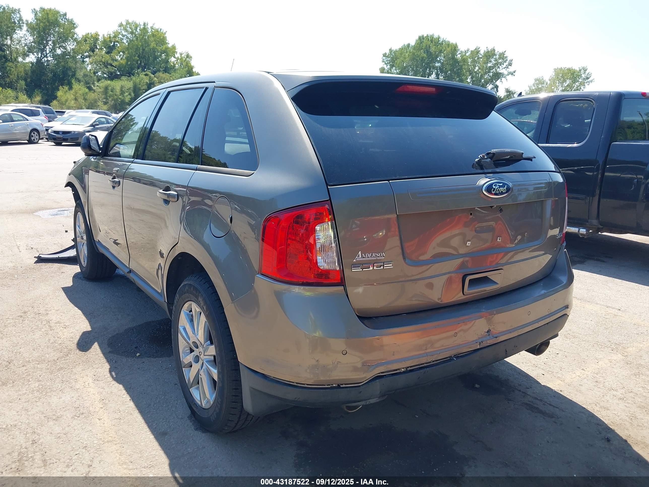 FORD EDGE image 3