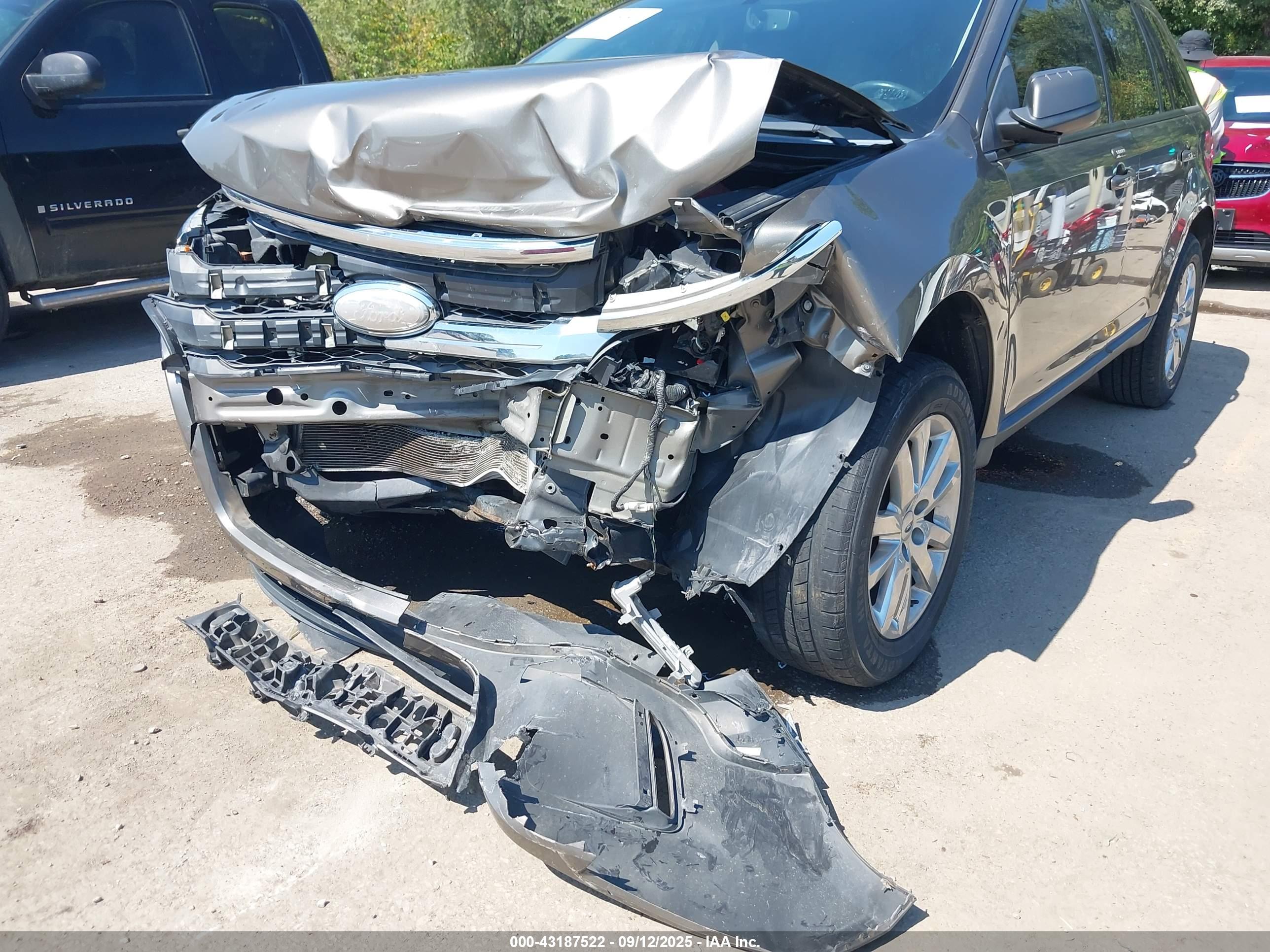 FORD EDGE image 6