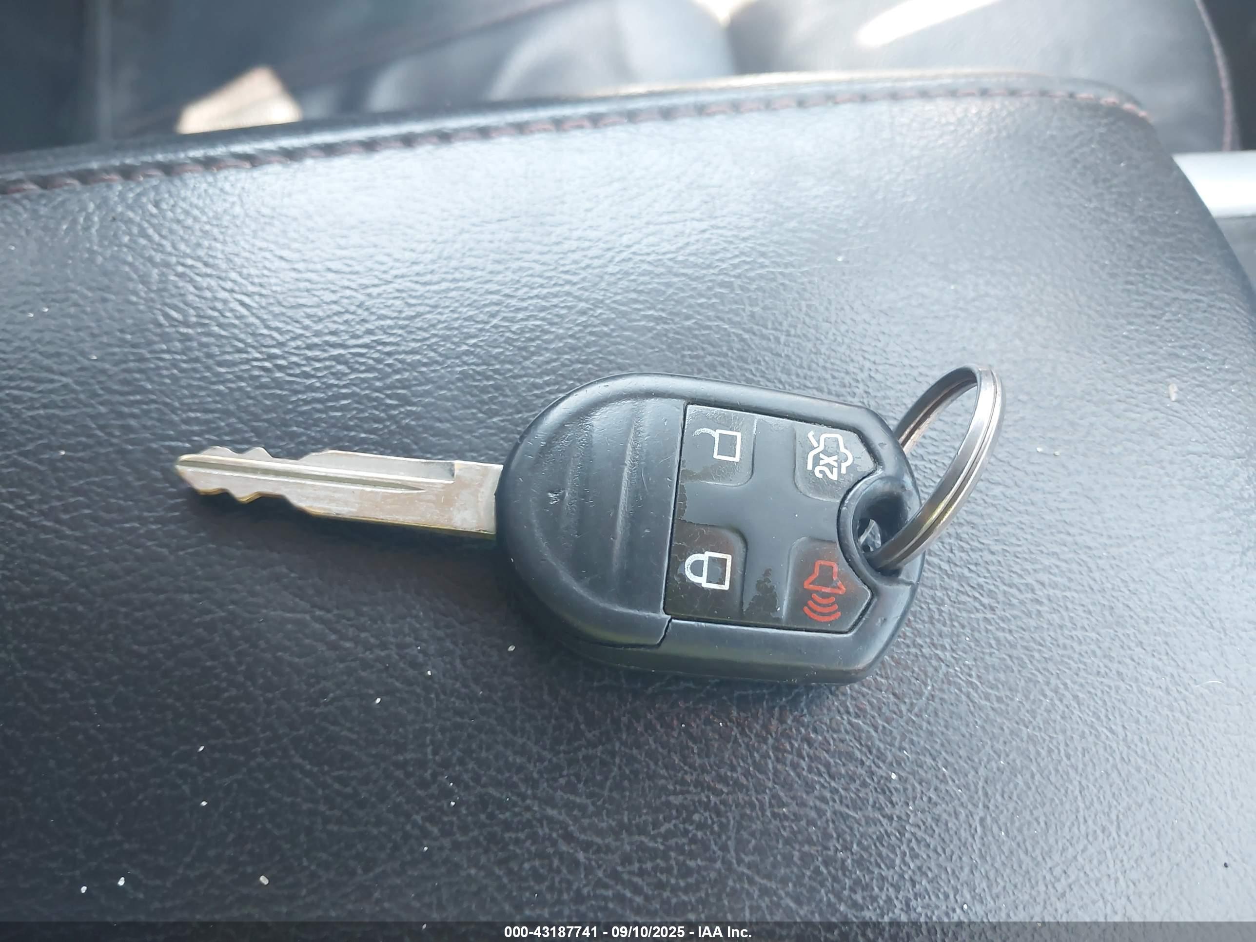 FORD EDGE image 11