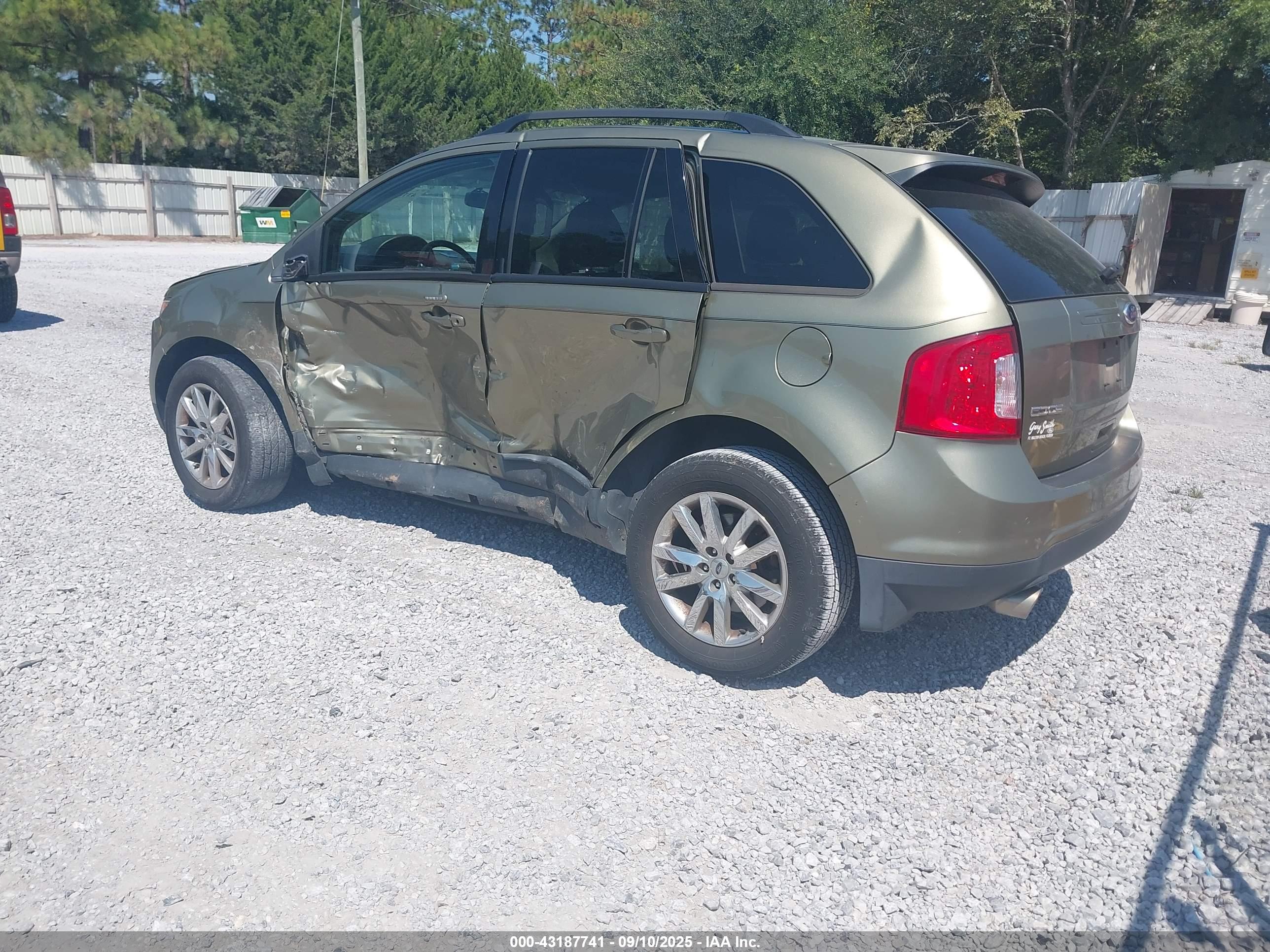 FORD EDGE image 3