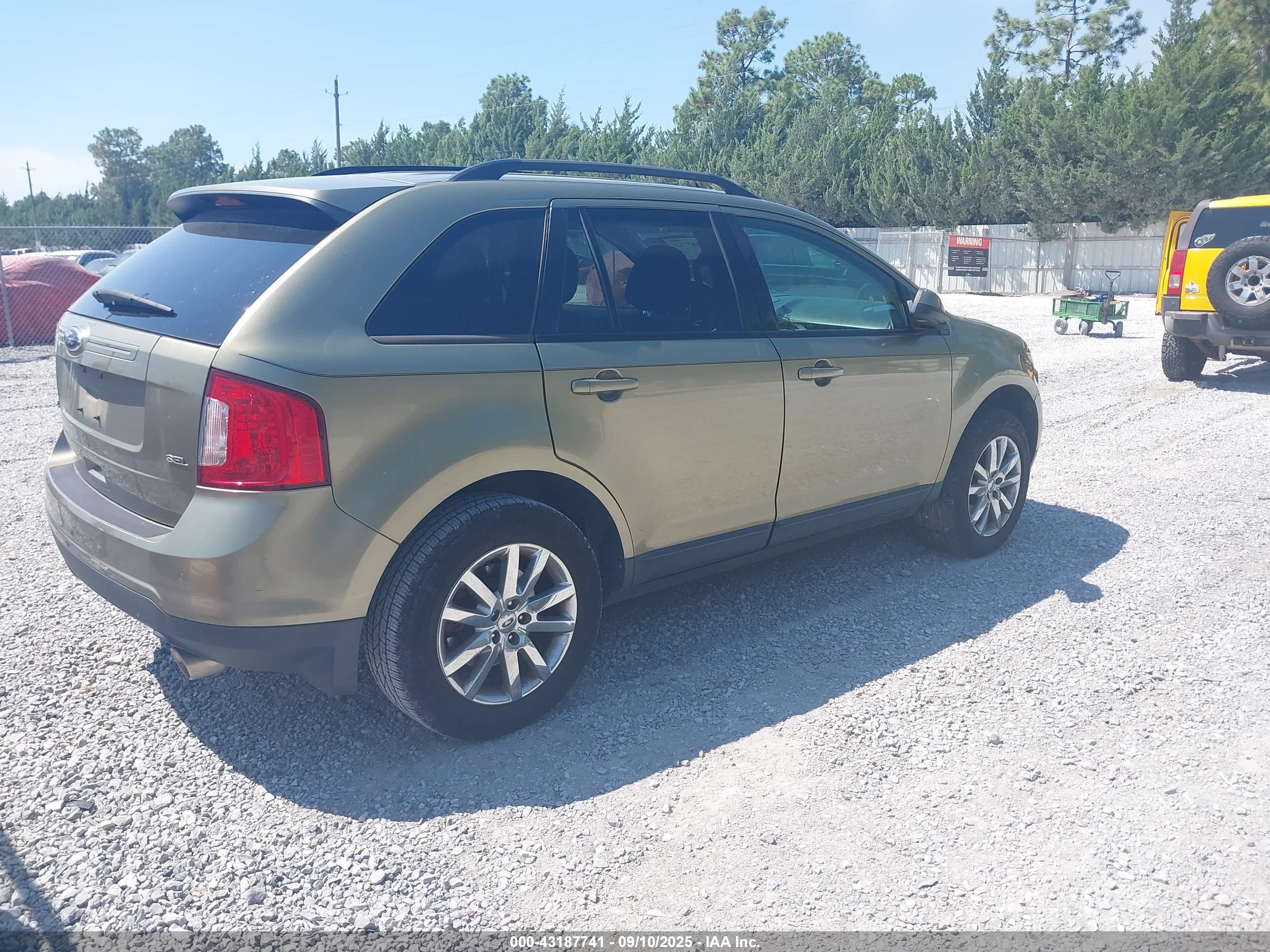 FORD EDGE image 4