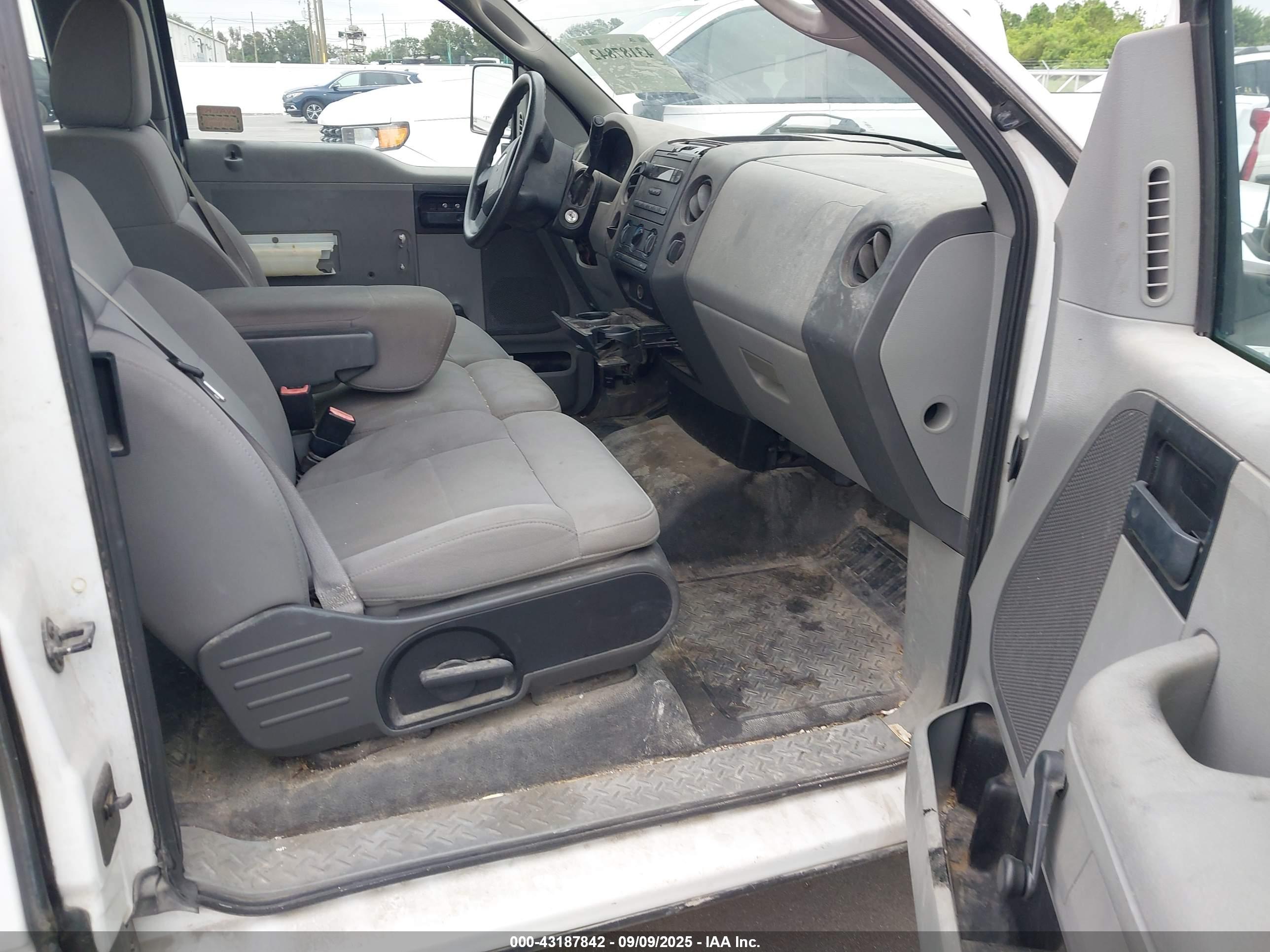 FORD F-150 image 5