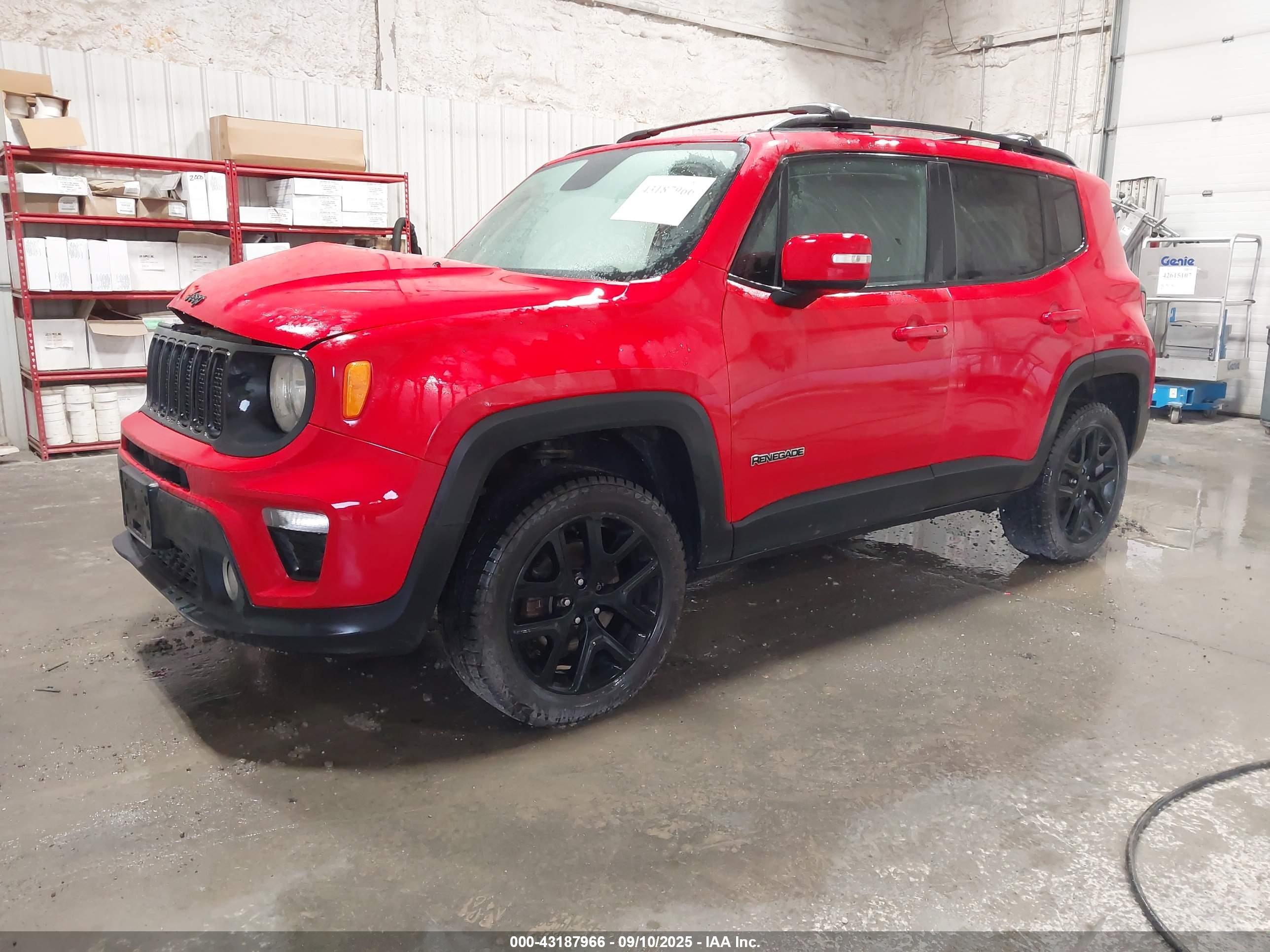 JEEP RENEGADE image 2