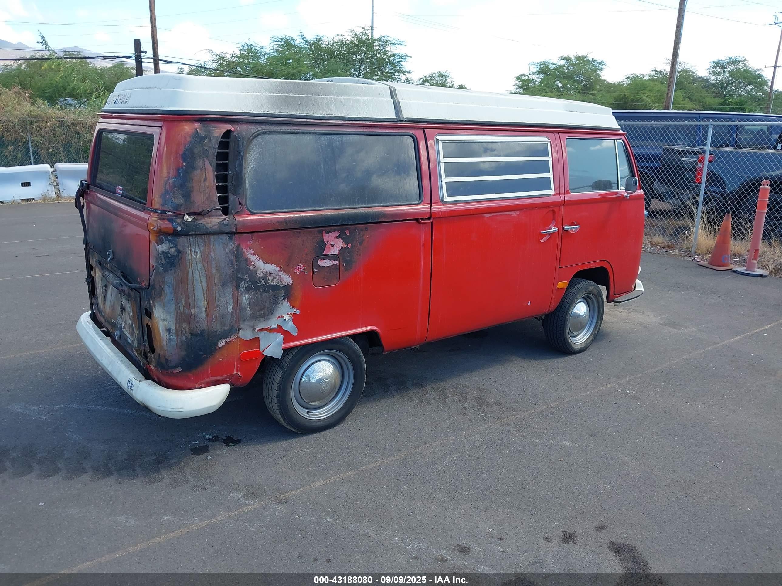 VOLKSWAGEN WESTFALIA image 4