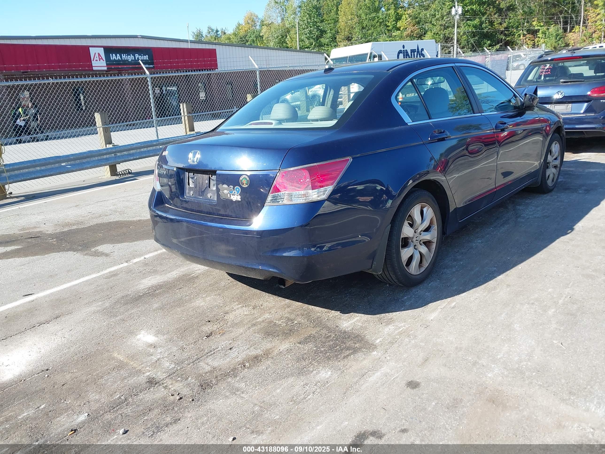 HONDA ACCORD image 4