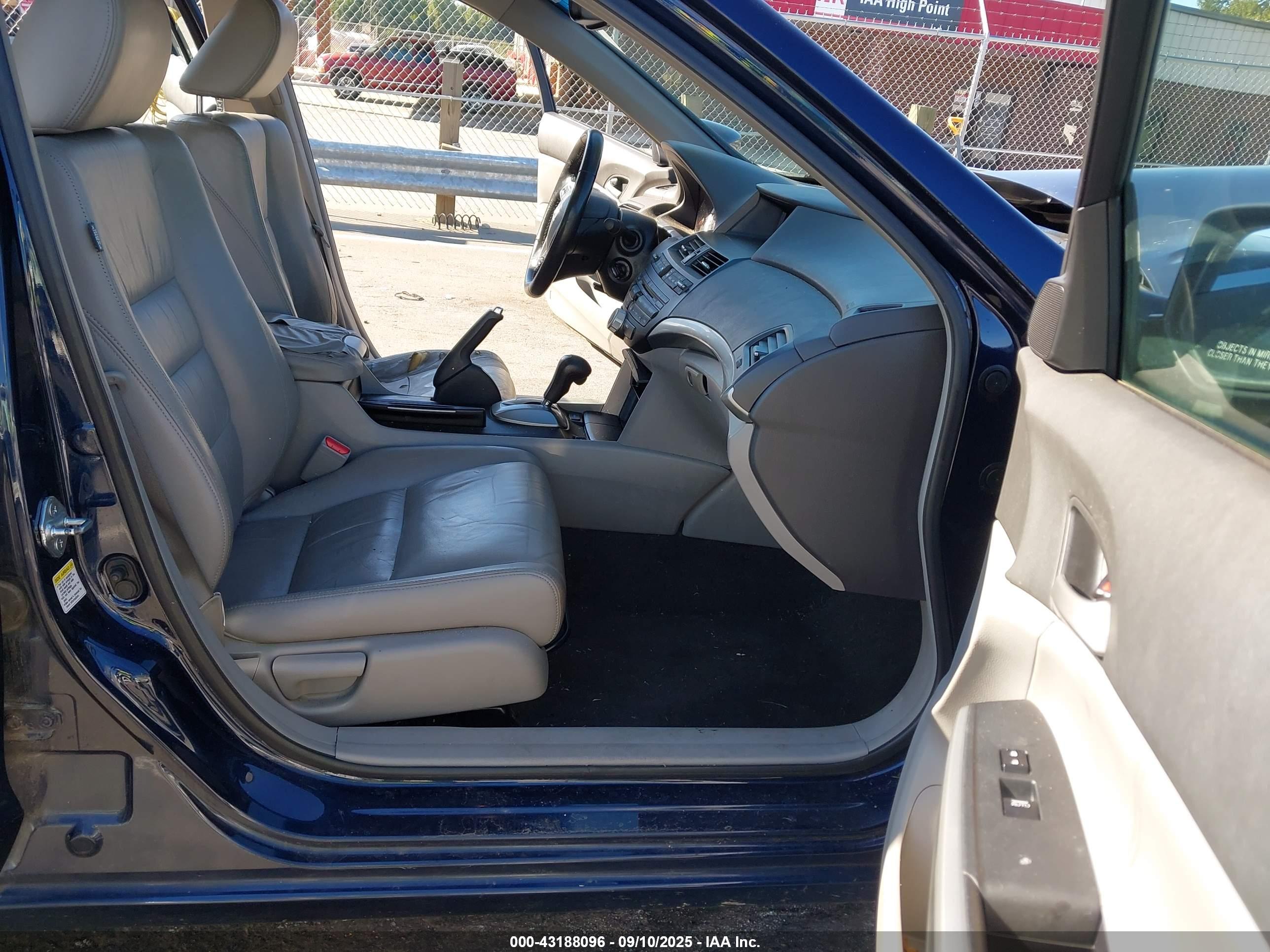 HONDA ACCORD image 5