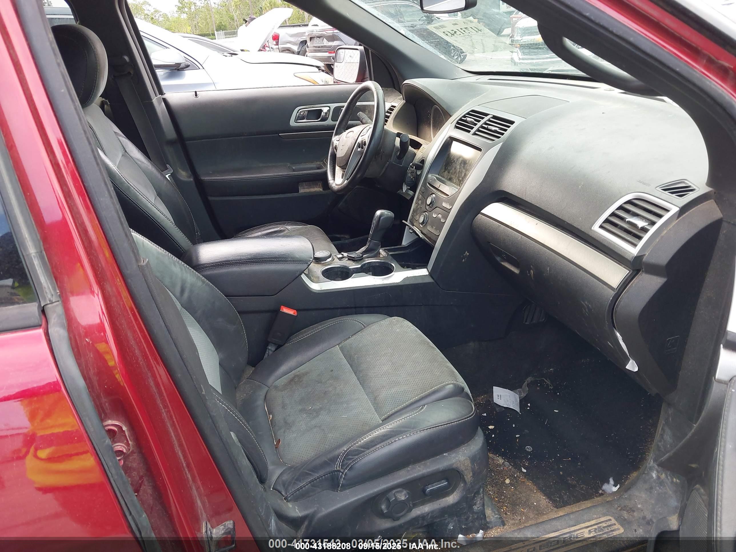 FORD EXPLORER image 5