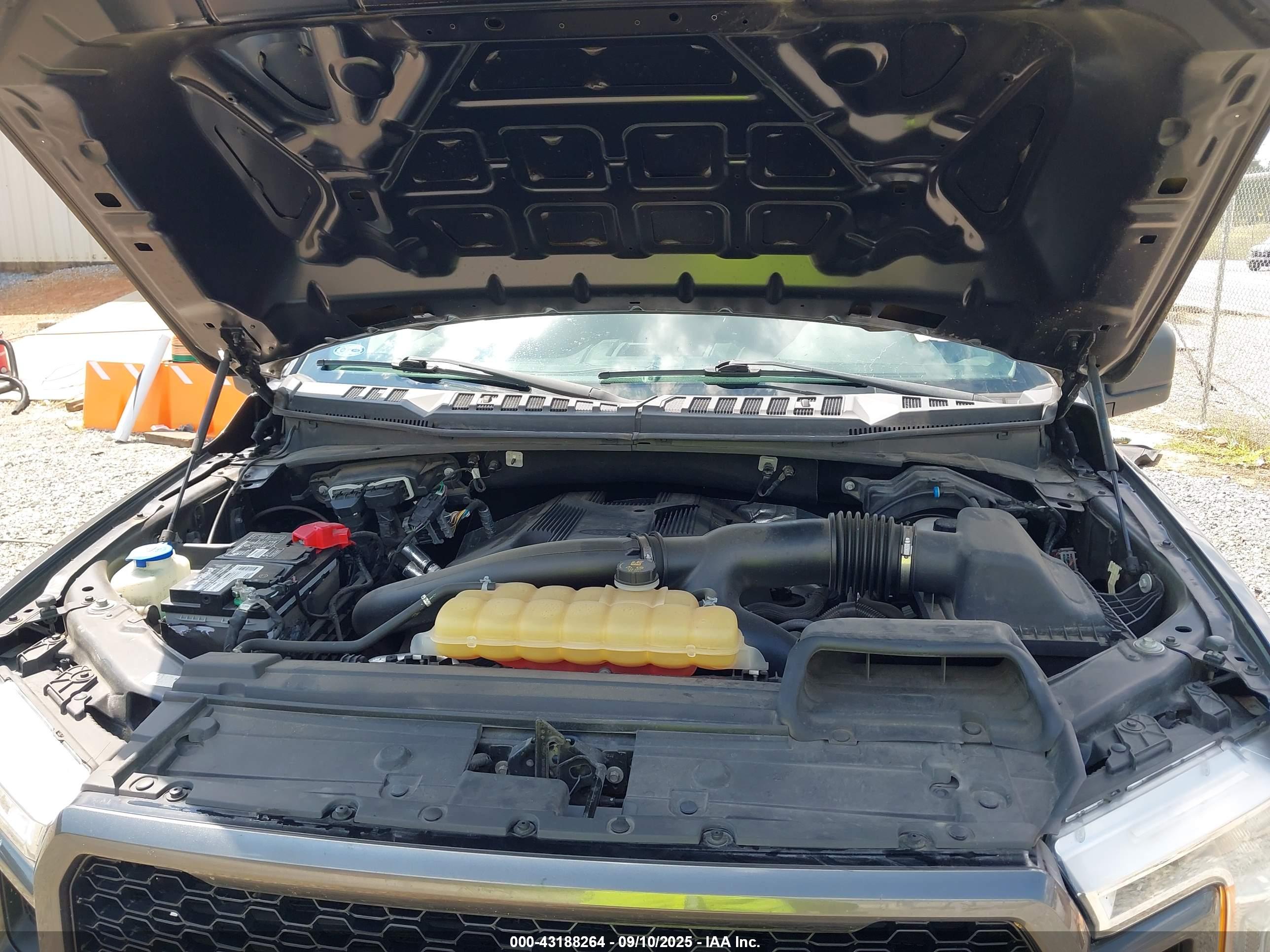 FORD F-150 image 10