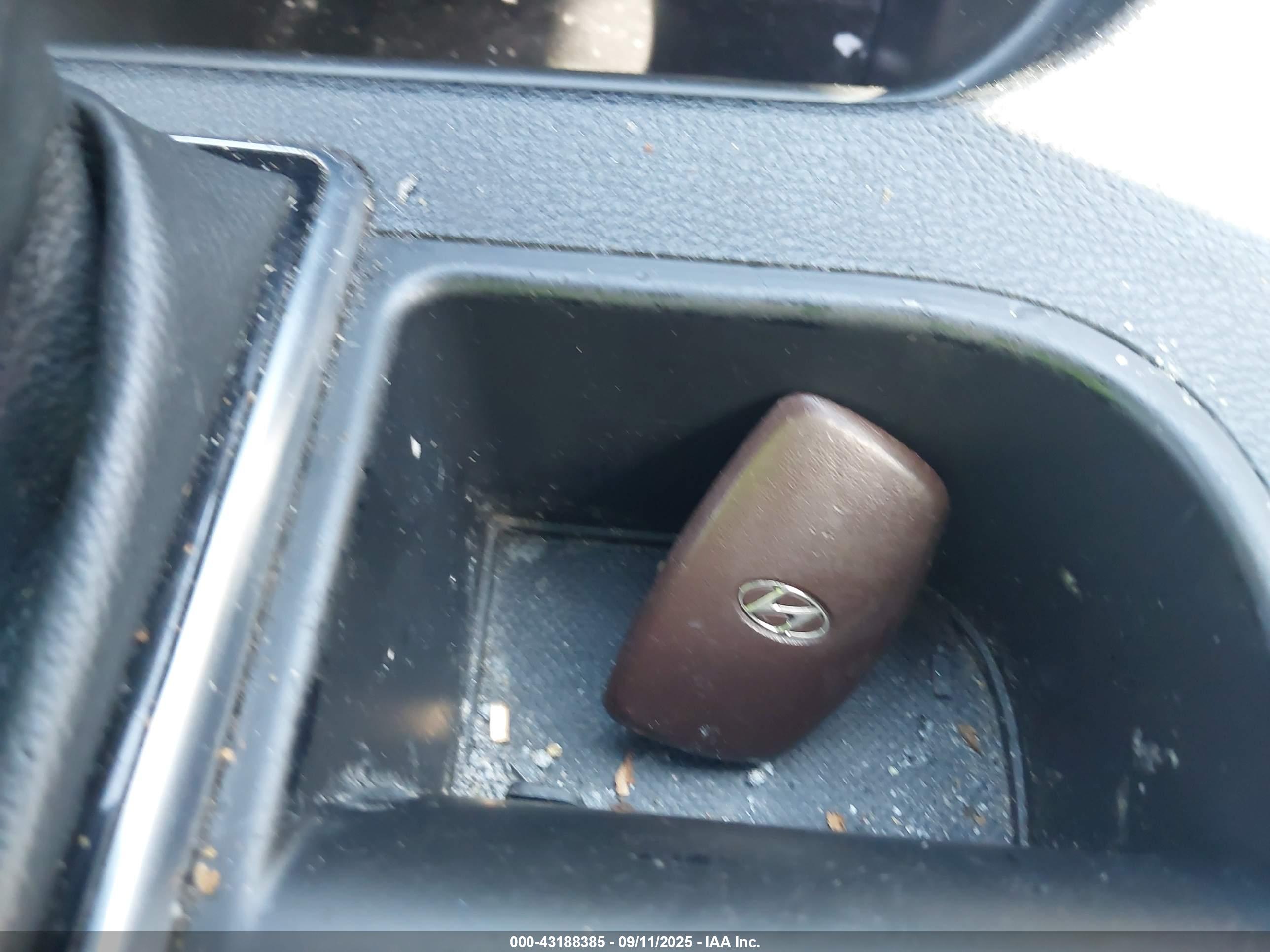 HYUNDAI SONATA image 11