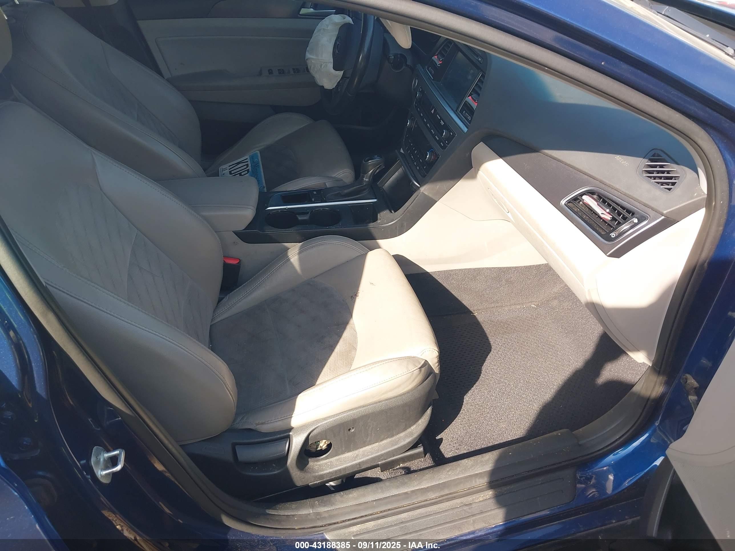 HYUNDAI SONATA image 5
