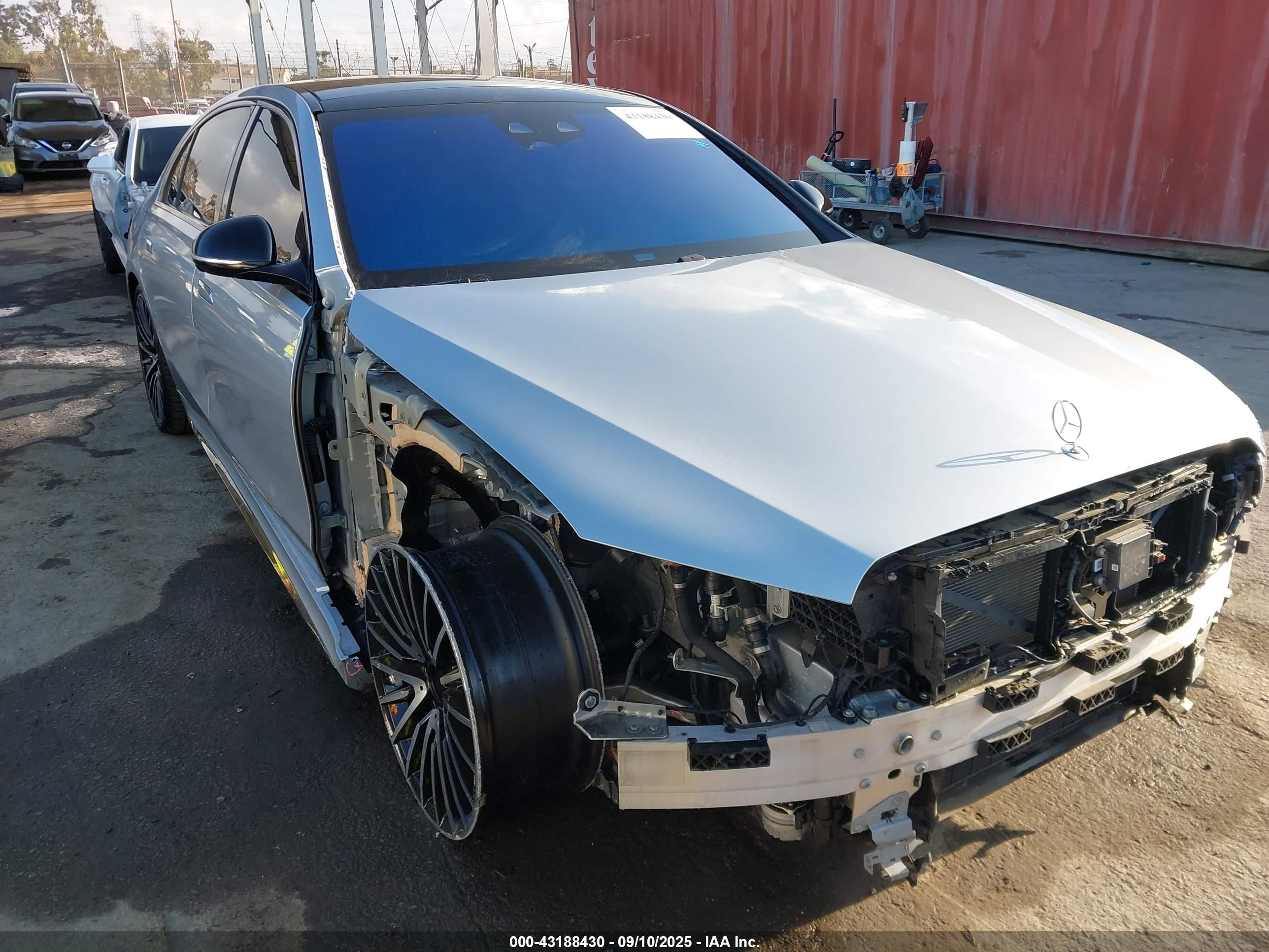 MERCEDES-BENZ S image 6