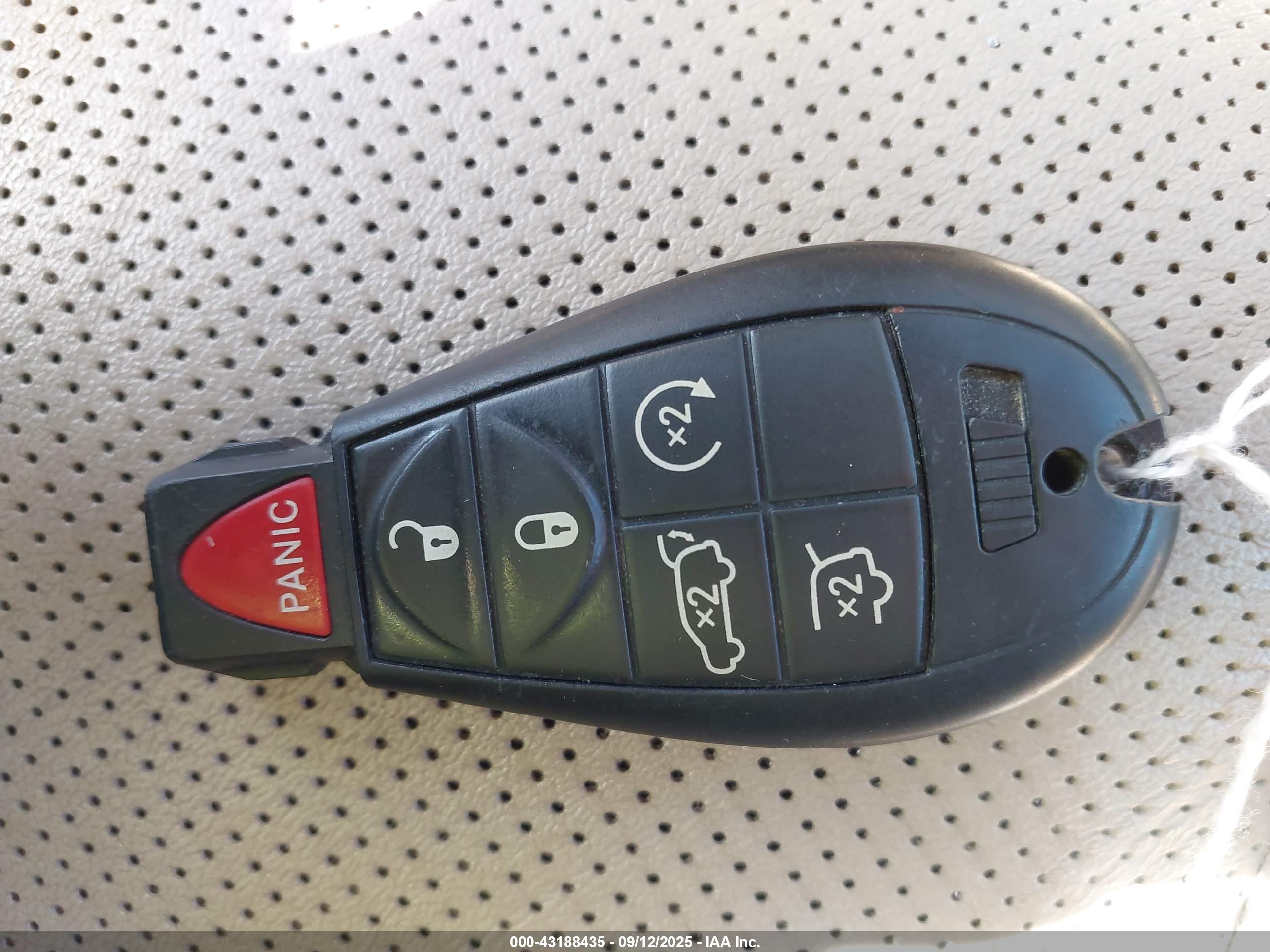 JEEP GRAND image 11