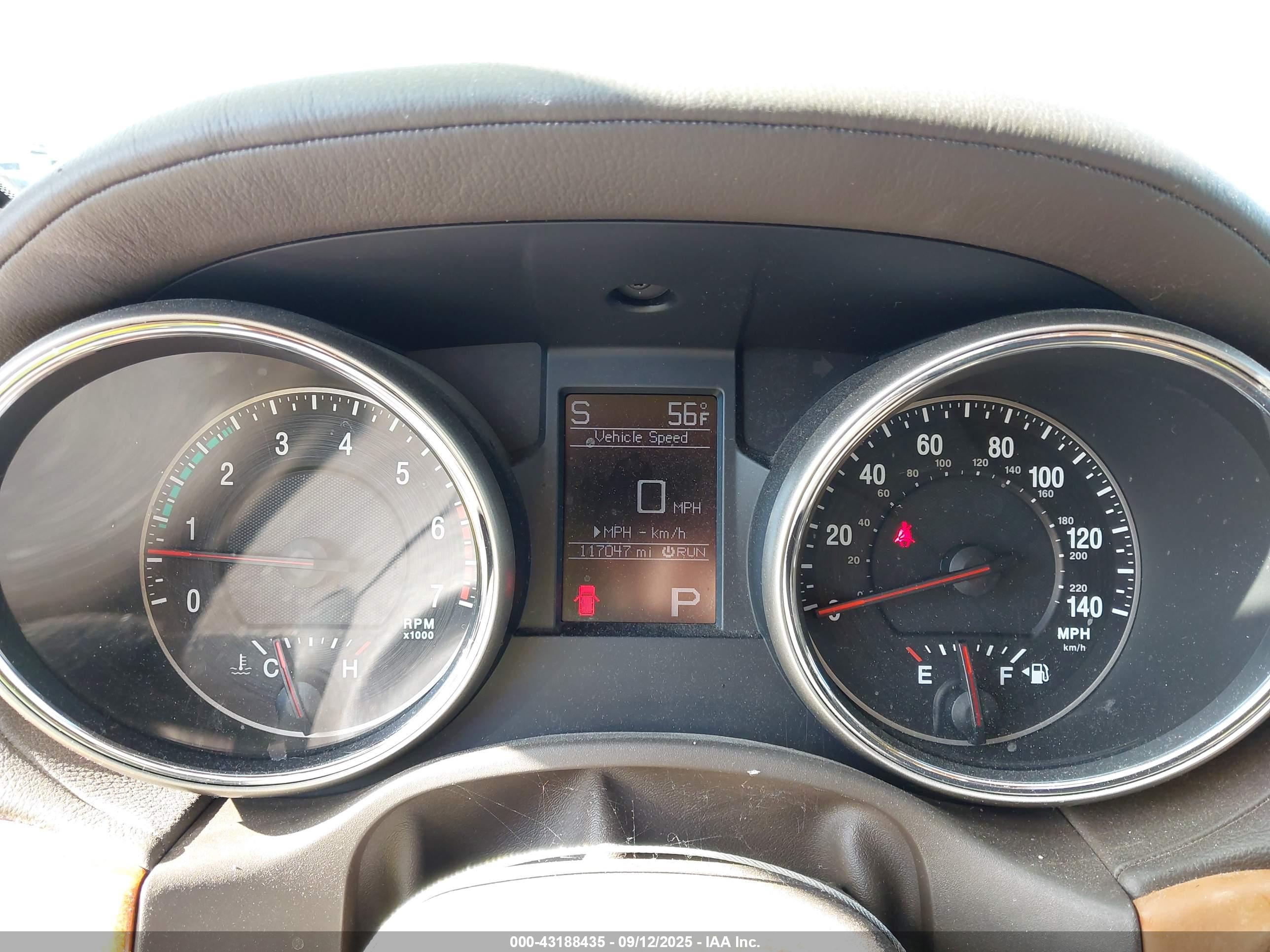 JEEP GRAND image 7