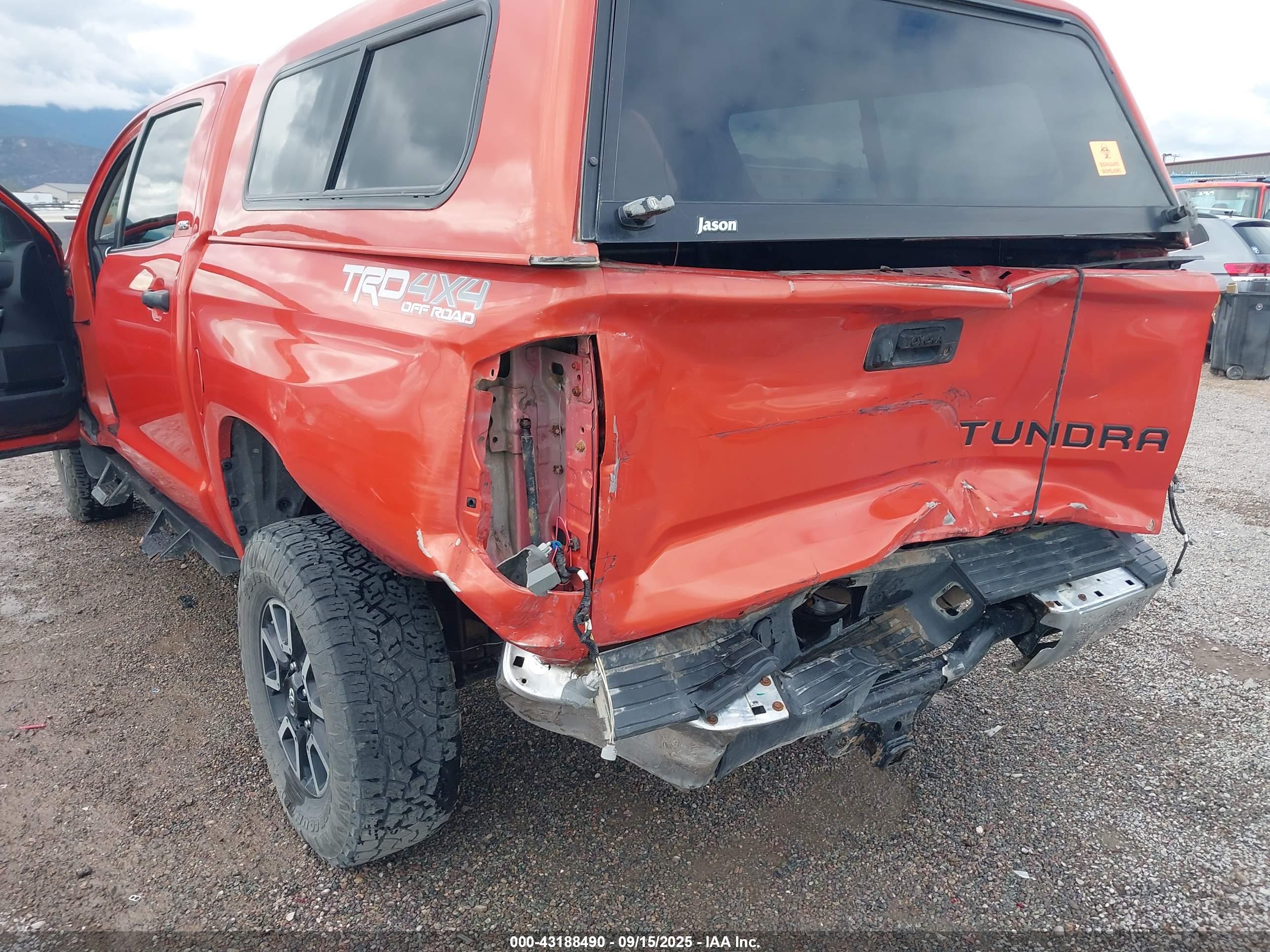 TOYOTA TUNDRA image 6