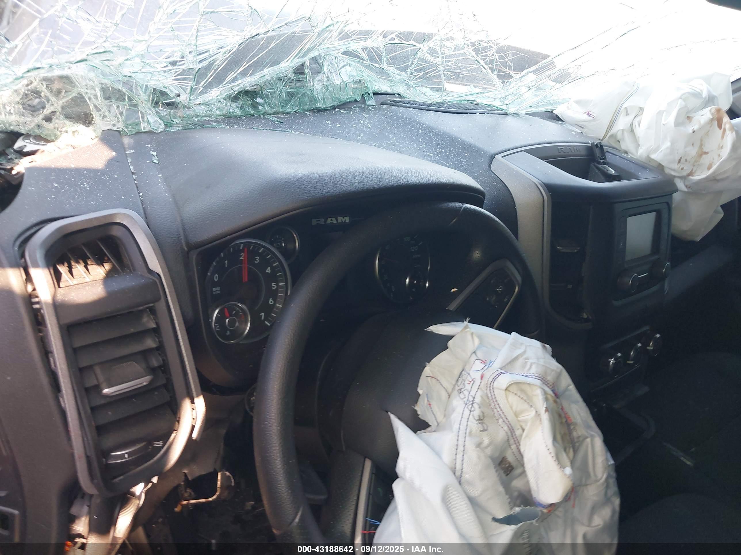 RAM 1500 image 7