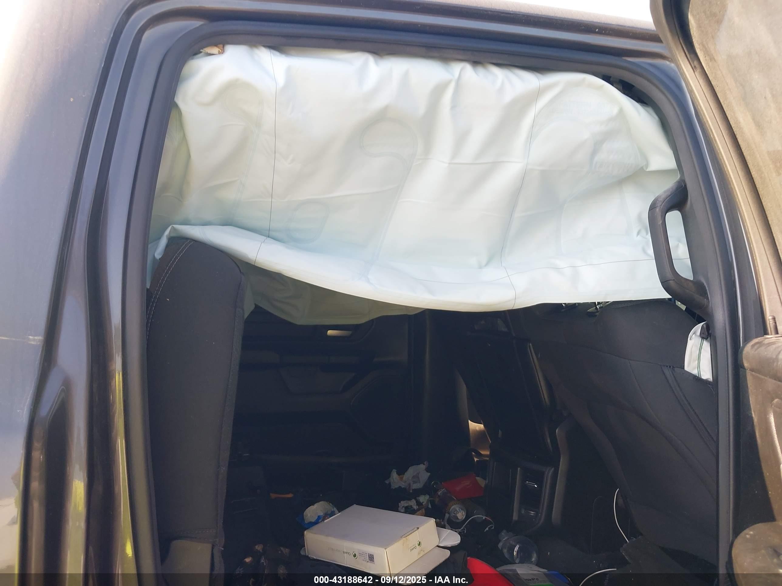 RAM 1500 image 8