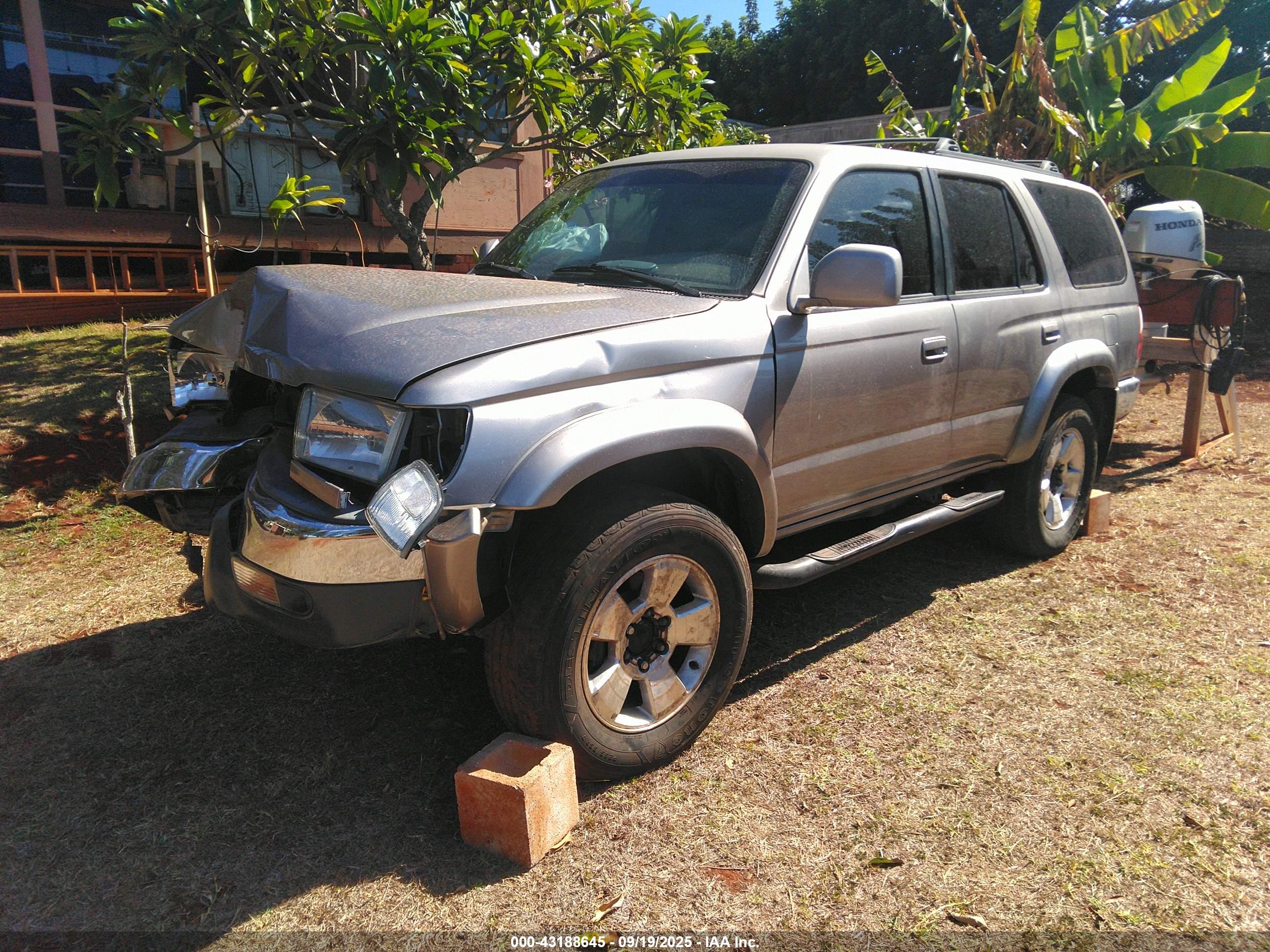 TOYOTA 4RUNNER image 2