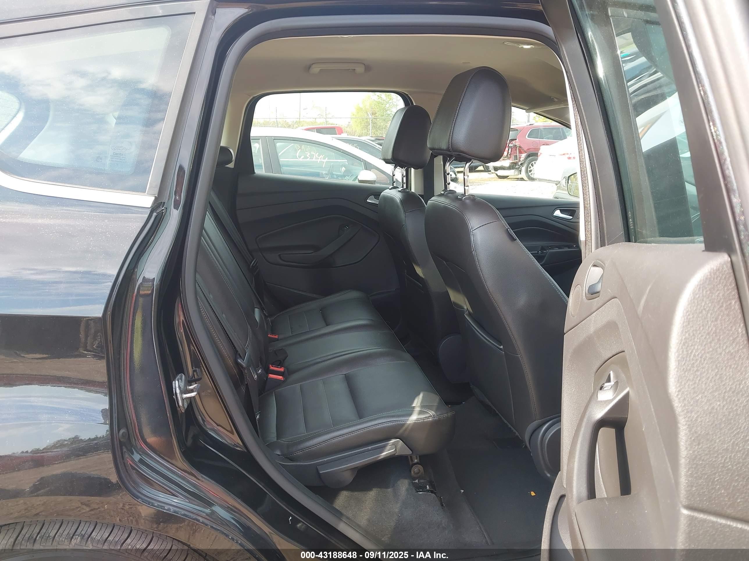 FORD C-MAX image 8