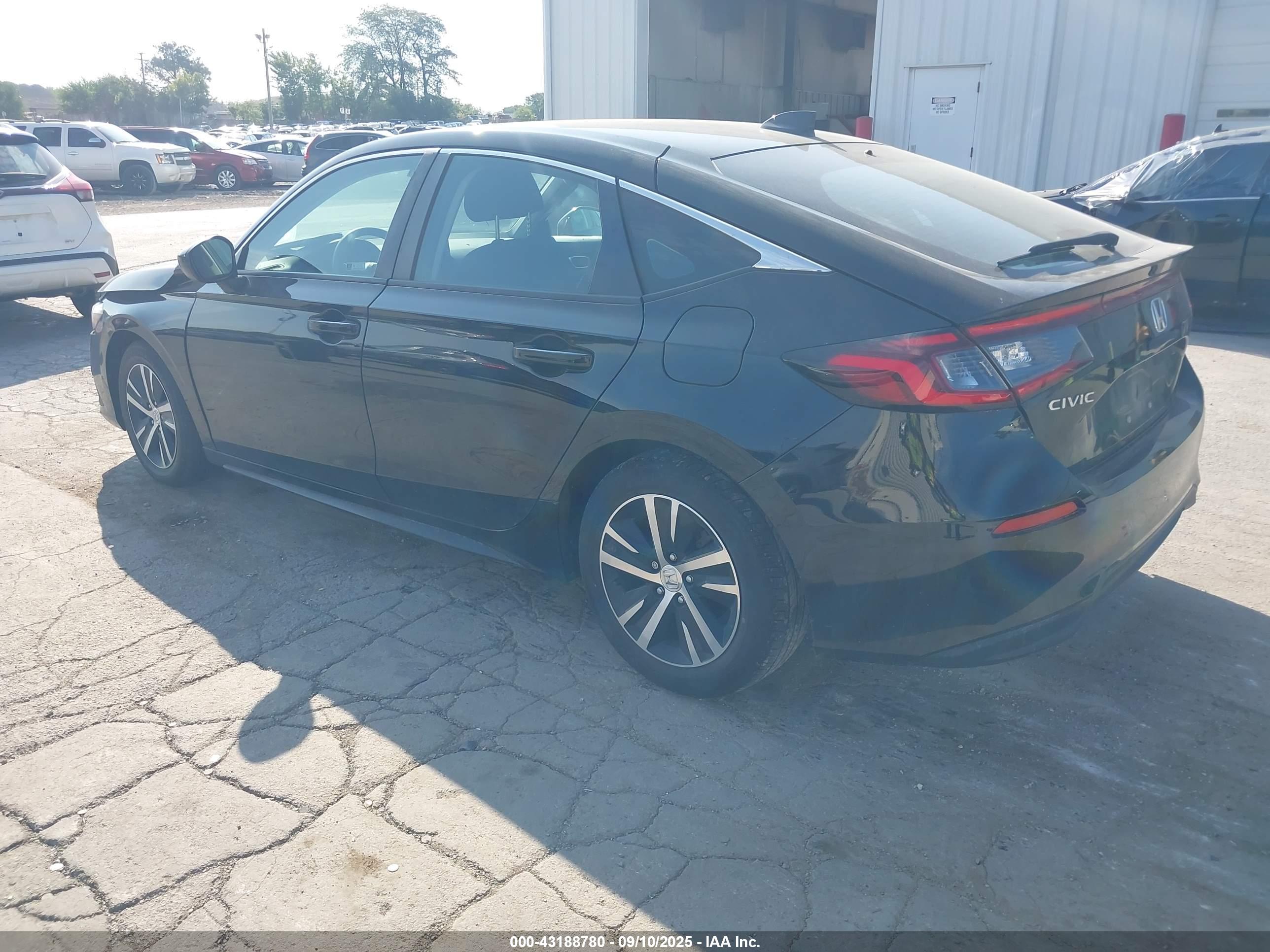 HONDA CIVIC image 3