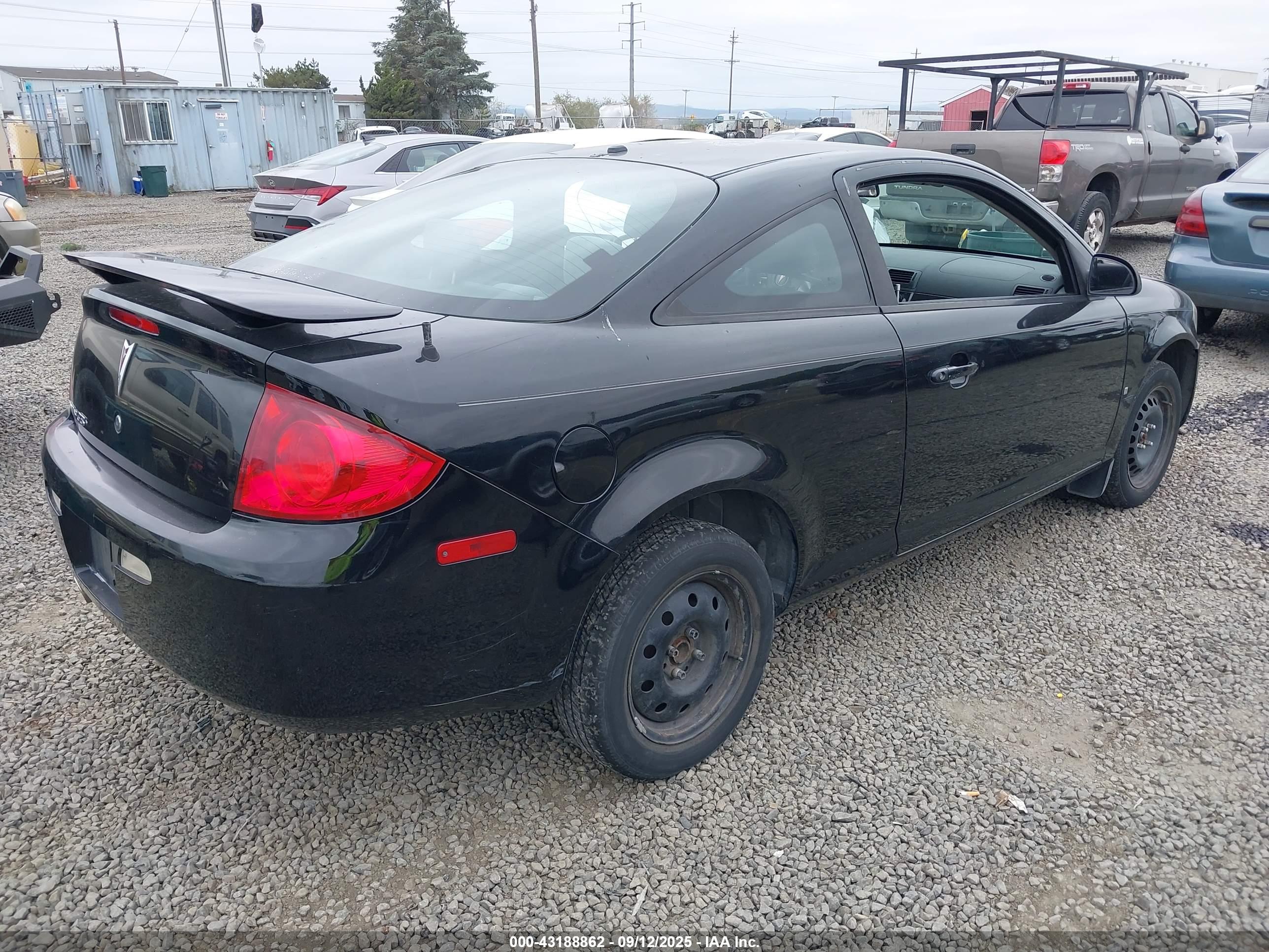 PONTIAC G5 image 4