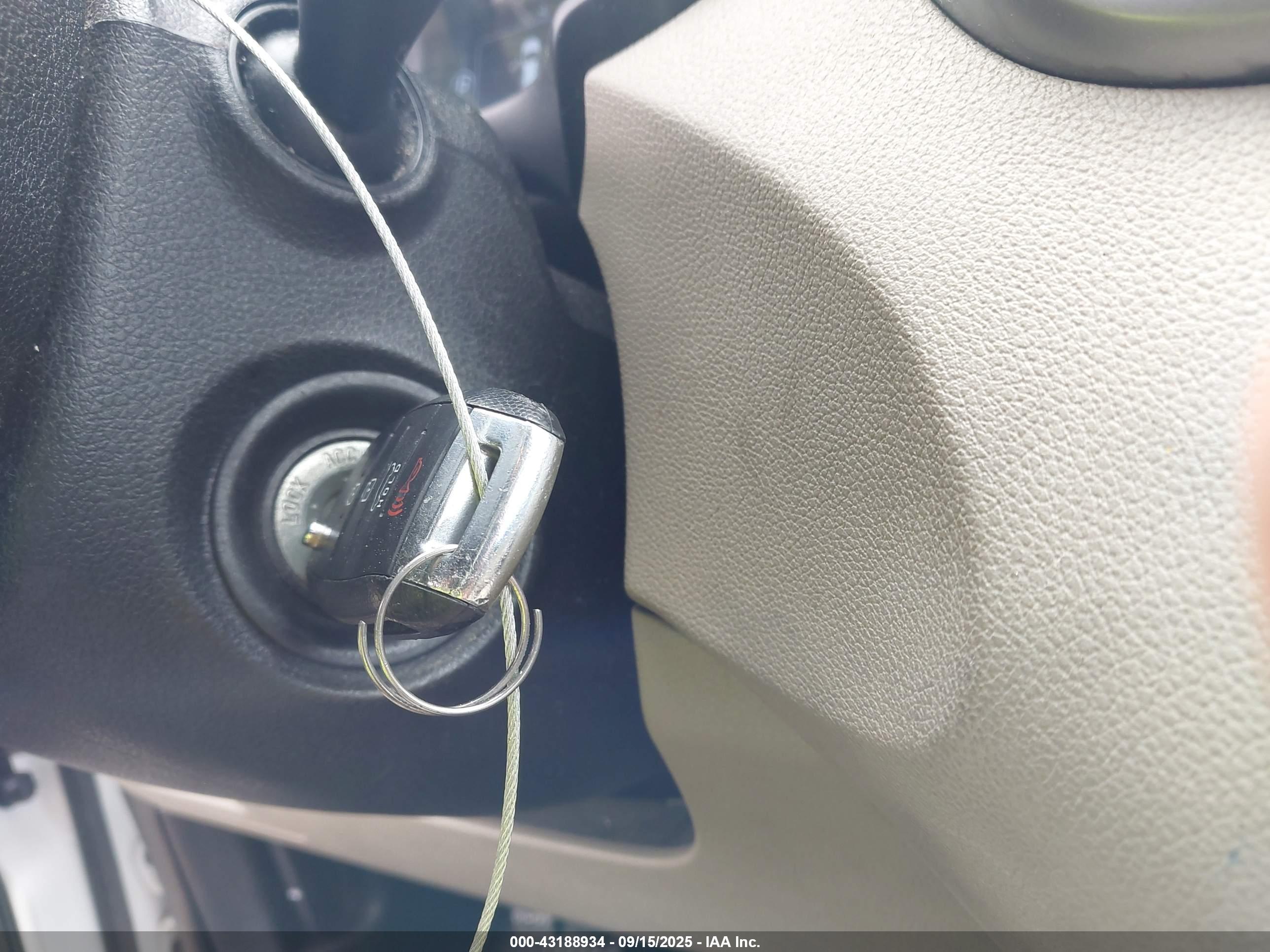 KIA SORENTO image 11