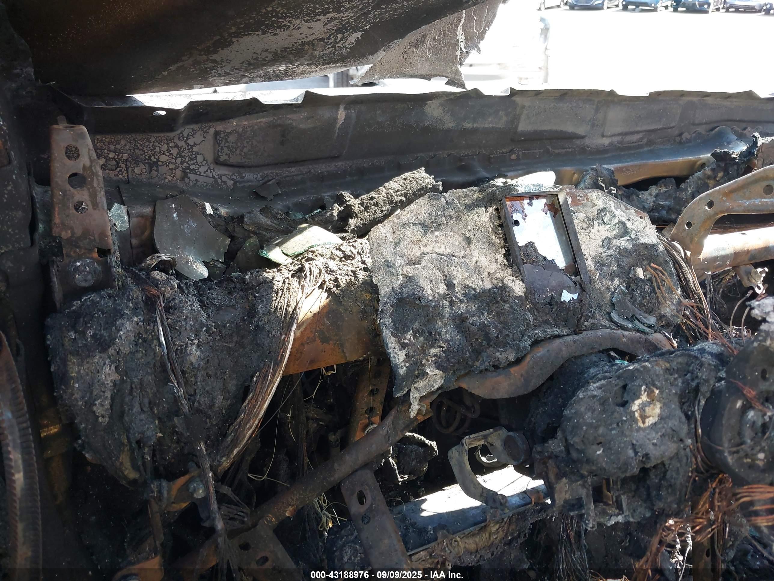 TOYOTA RAV4 image 7
