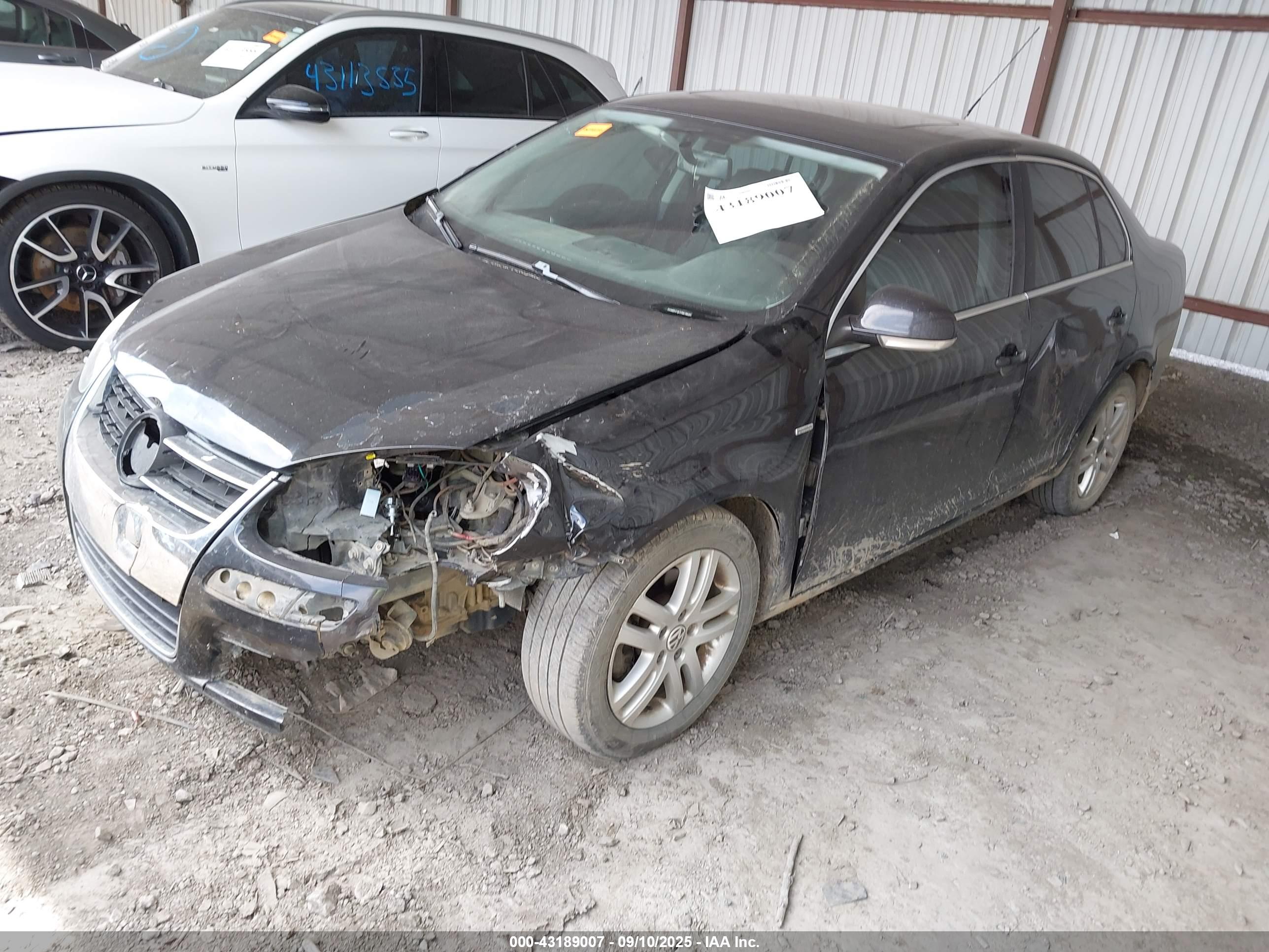 VOLKSWAGEN JETTA image 2