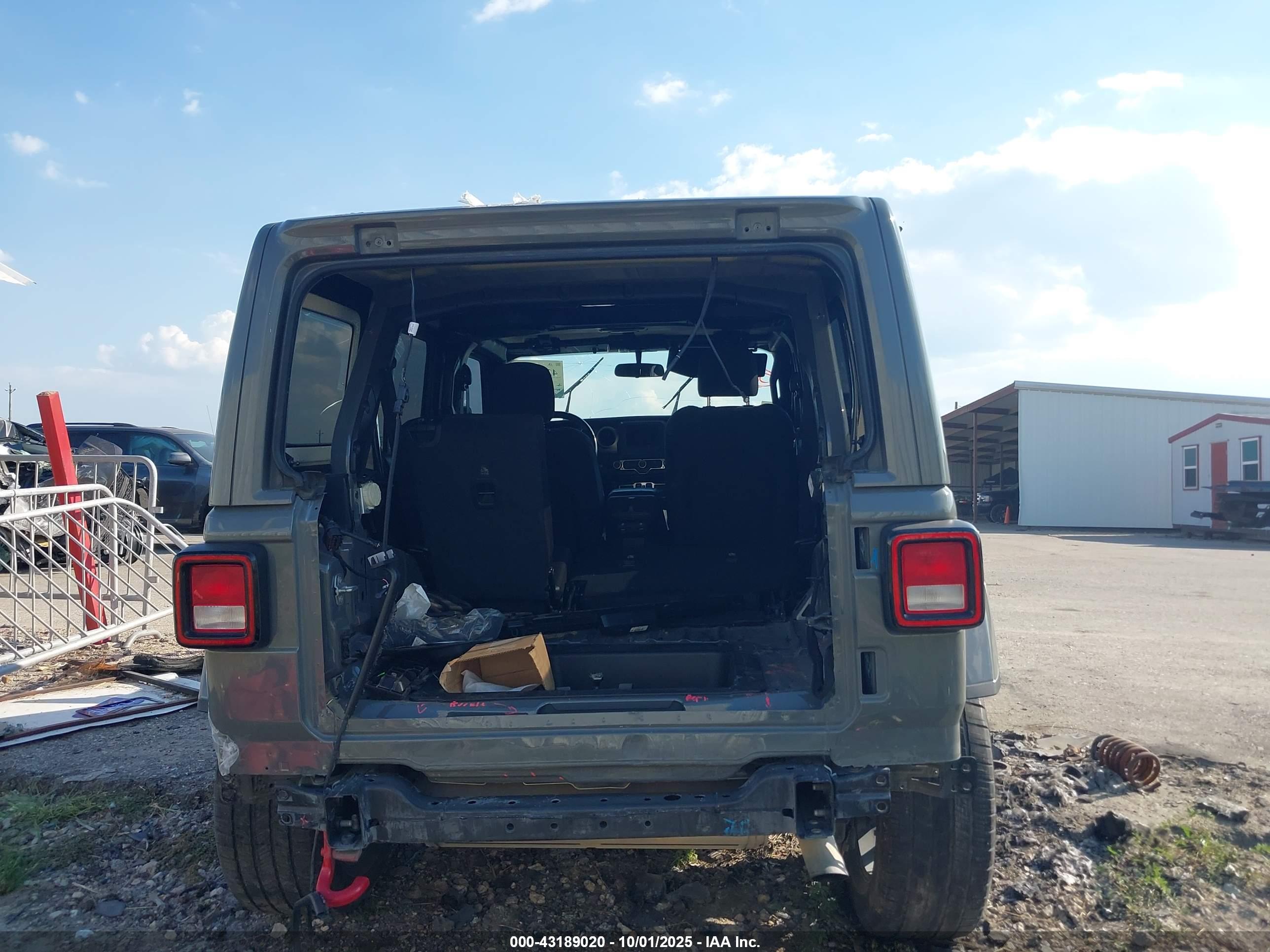 JEEP WRANGLER image 6