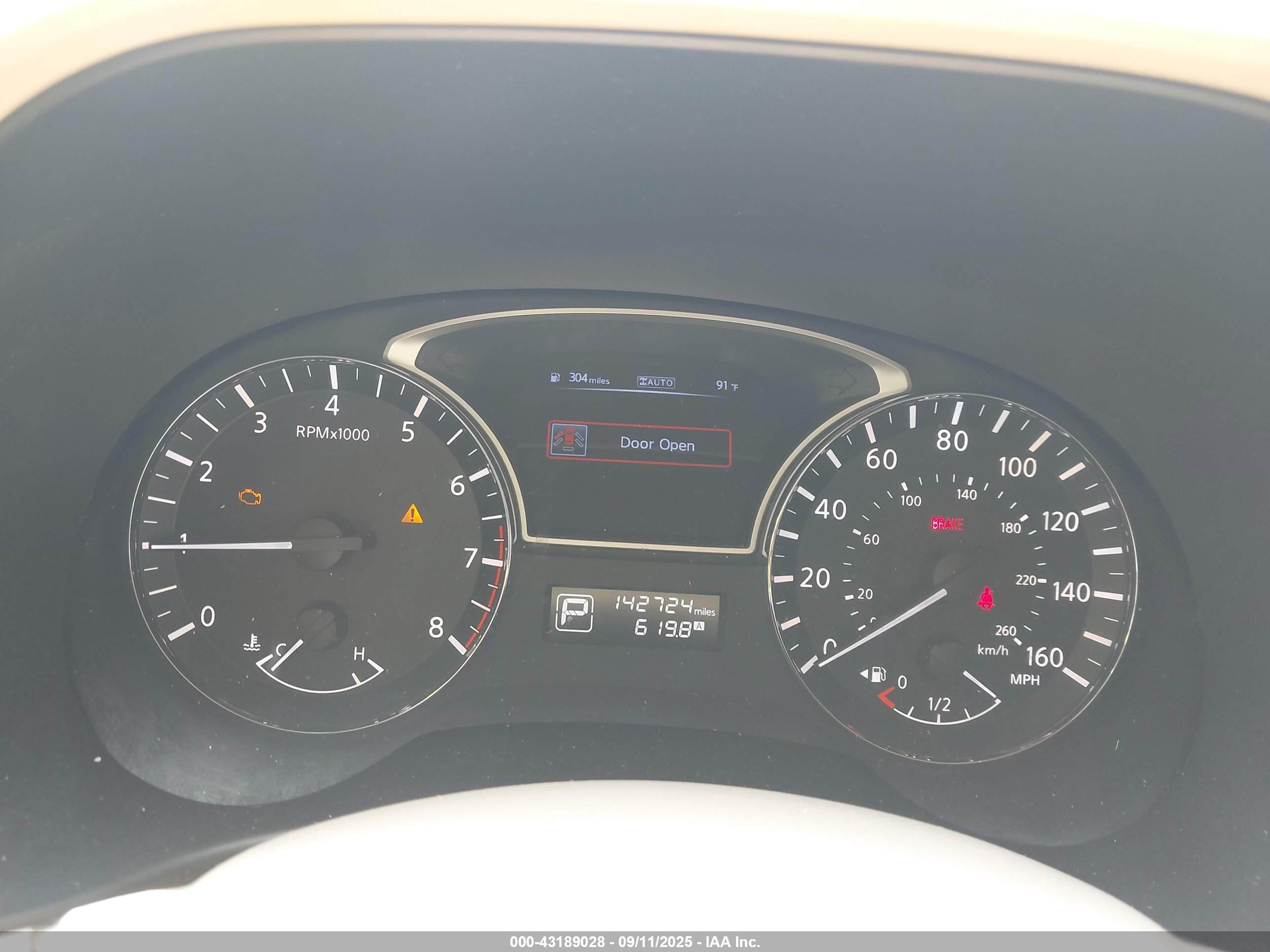 NISSAN PATHFINDER image 7