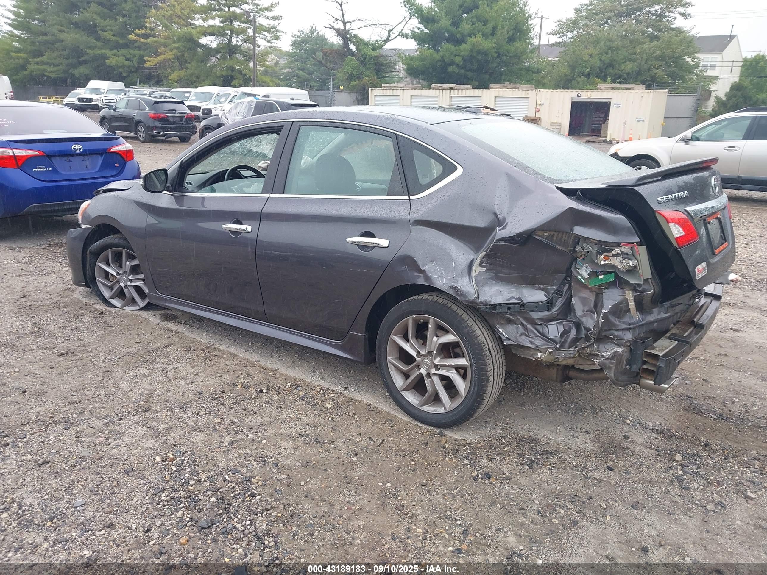 NISSAN SENTRA image 3