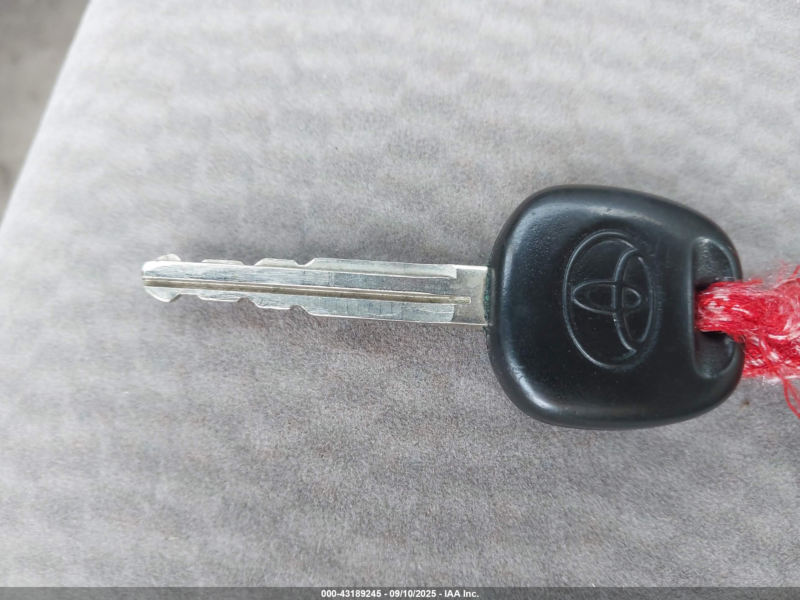 TOYOTA COROLLA image 11