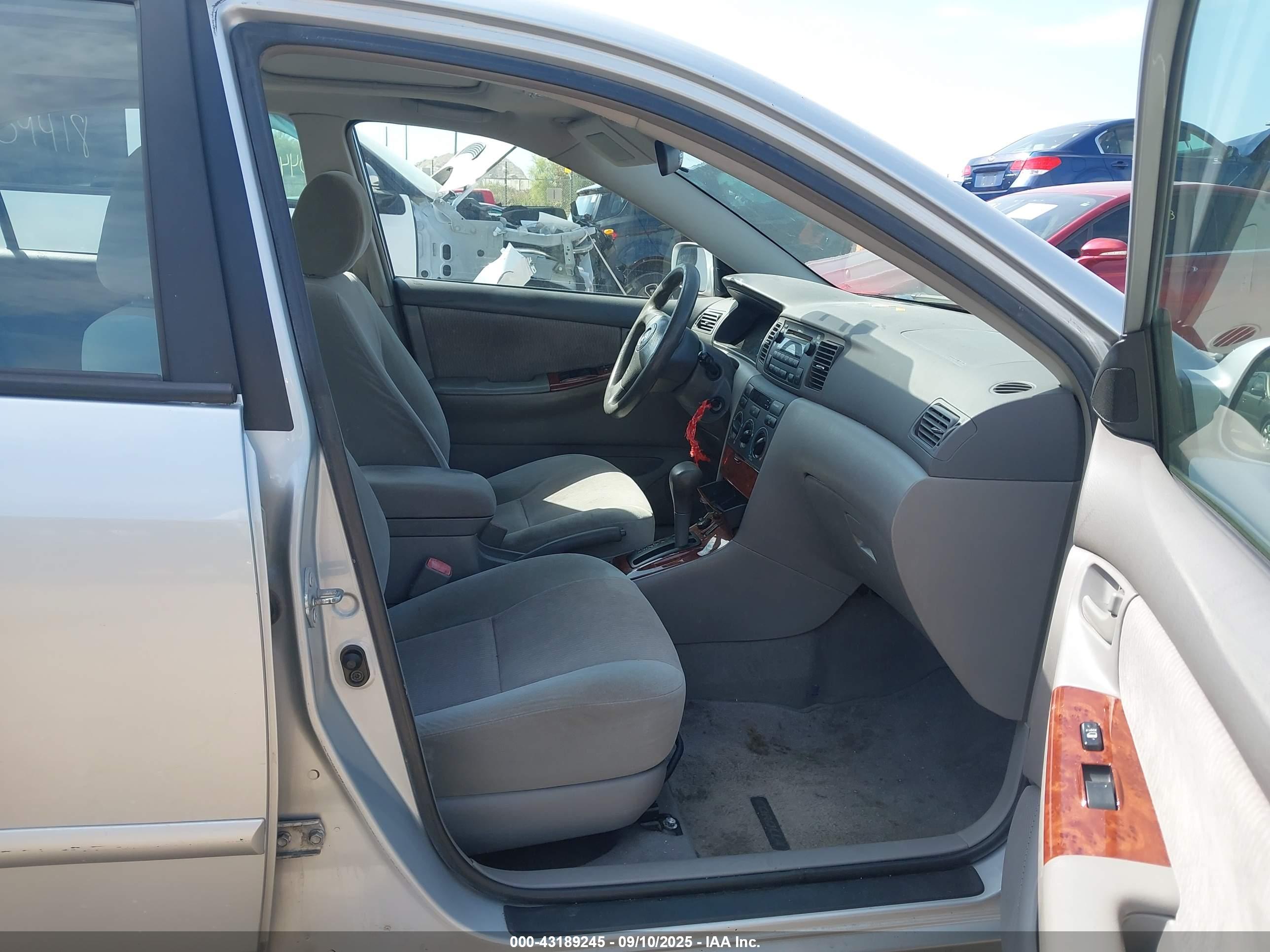 TOYOTA COROLLA image 5