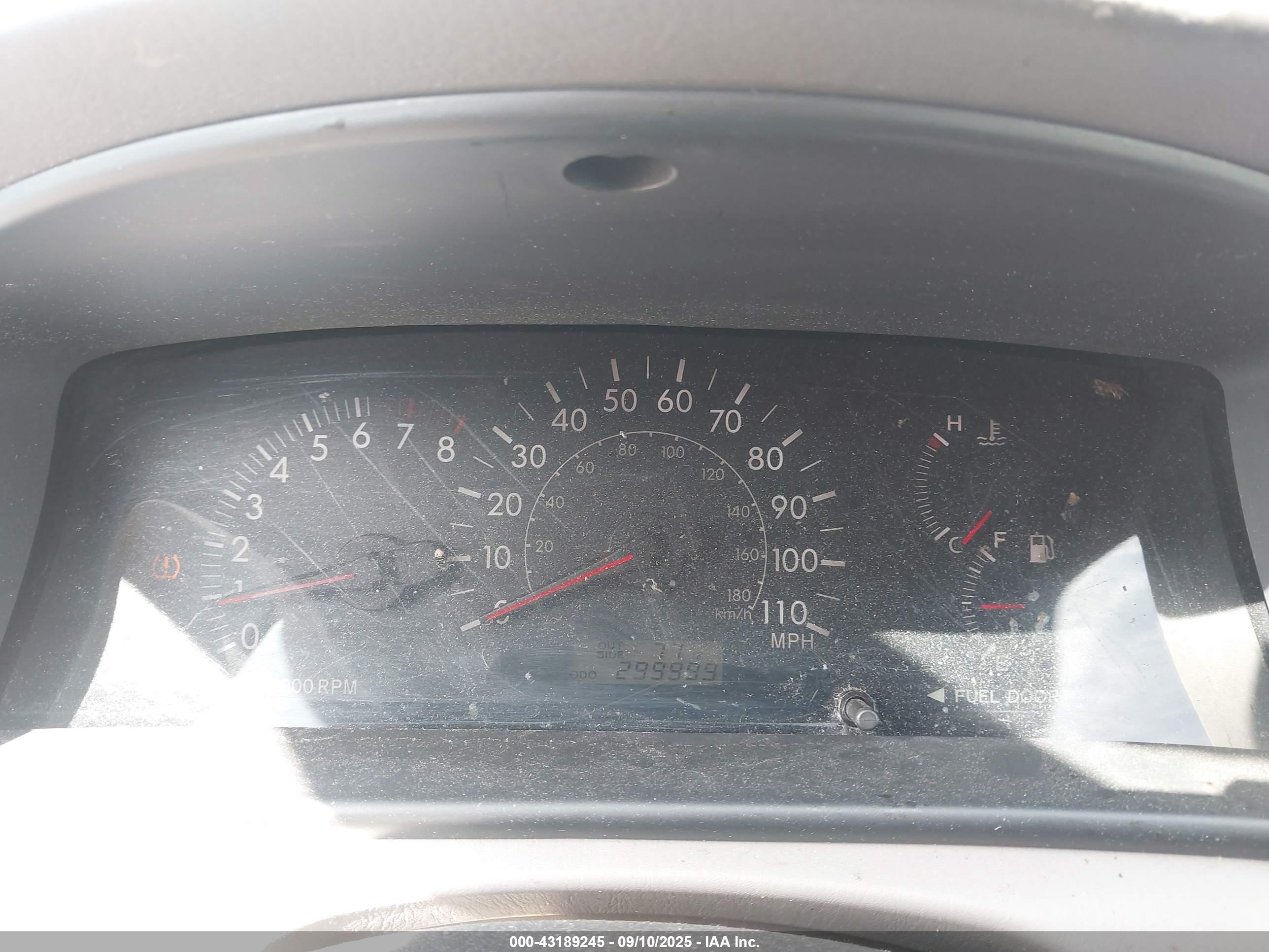 TOYOTA COROLLA image 7