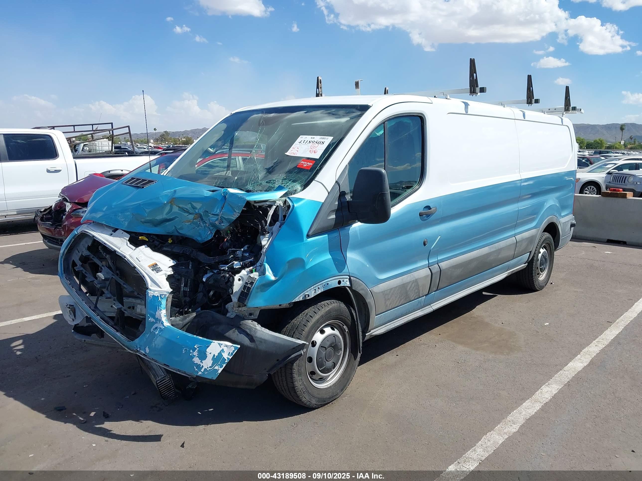 FORD TRANSIT-250 image 2