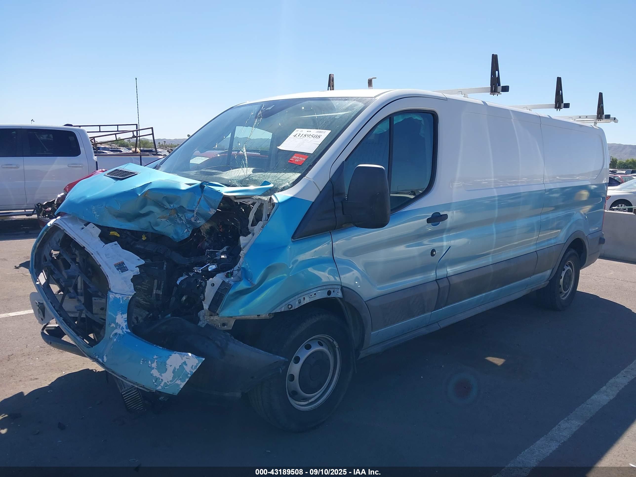 FORD TRANSIT-250 image 6