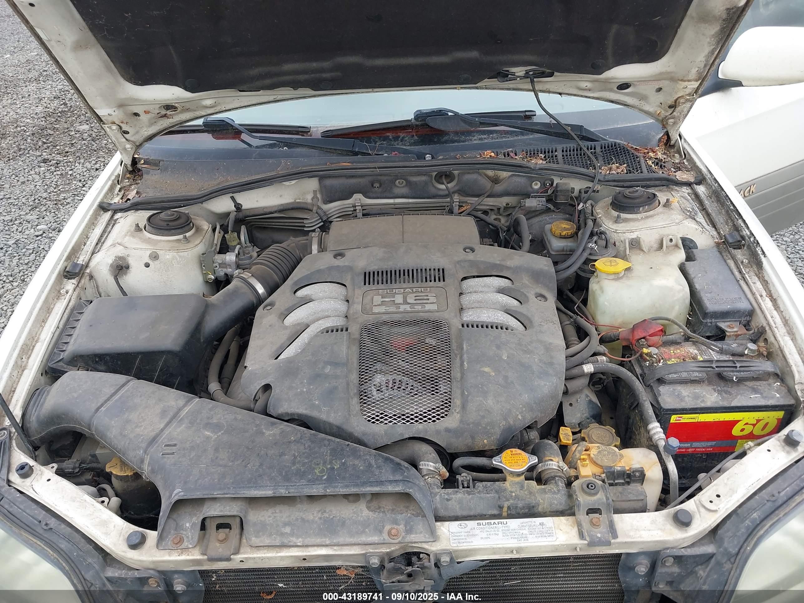 SUBARU OUTBACK image 10