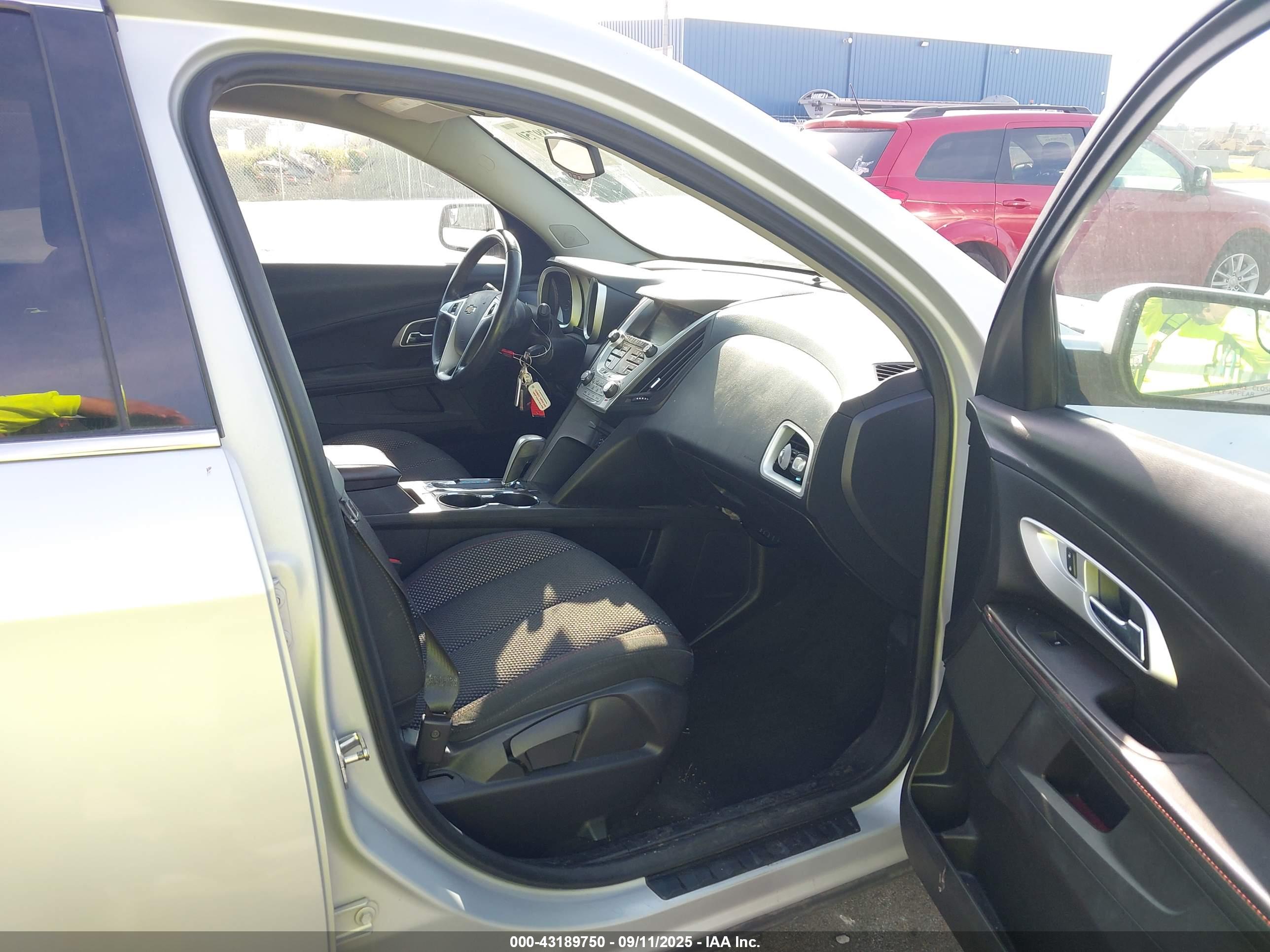 CHEVROLET EQUINOX image 5