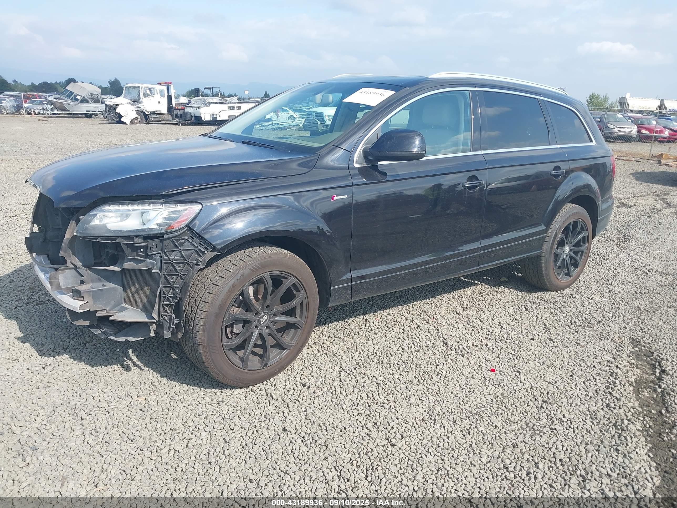 AUDI Q7 image 2