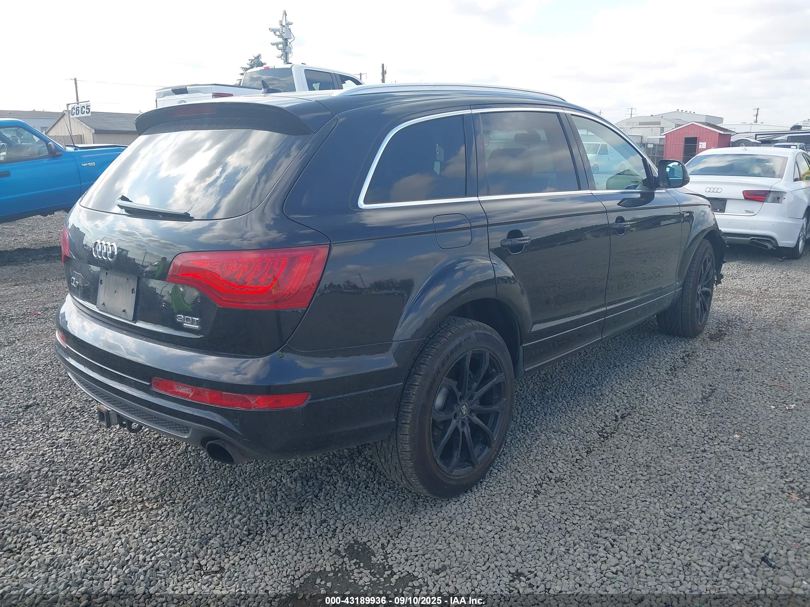 AUDI Q7 image 4
