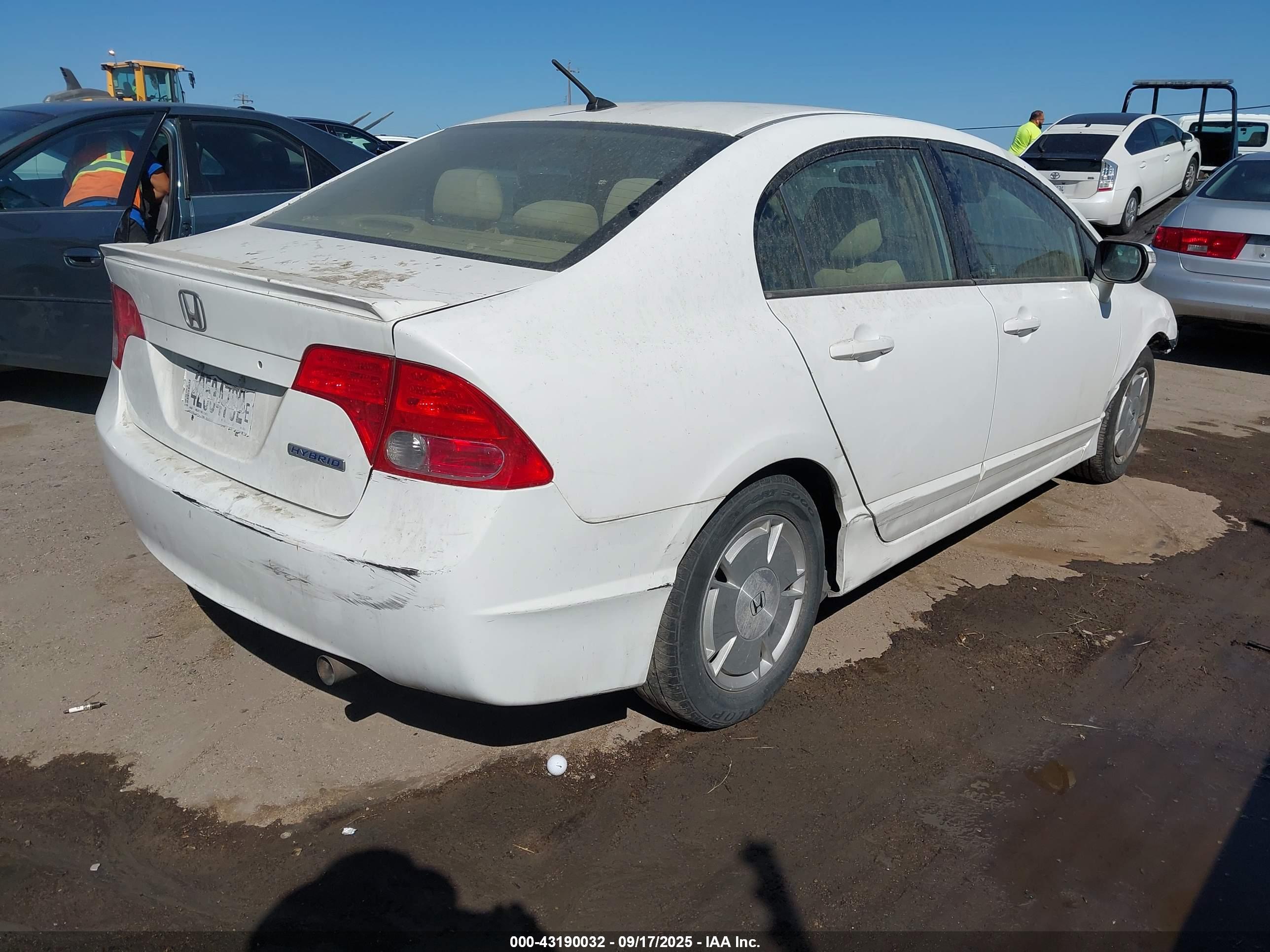HONDA CIVIC image 4